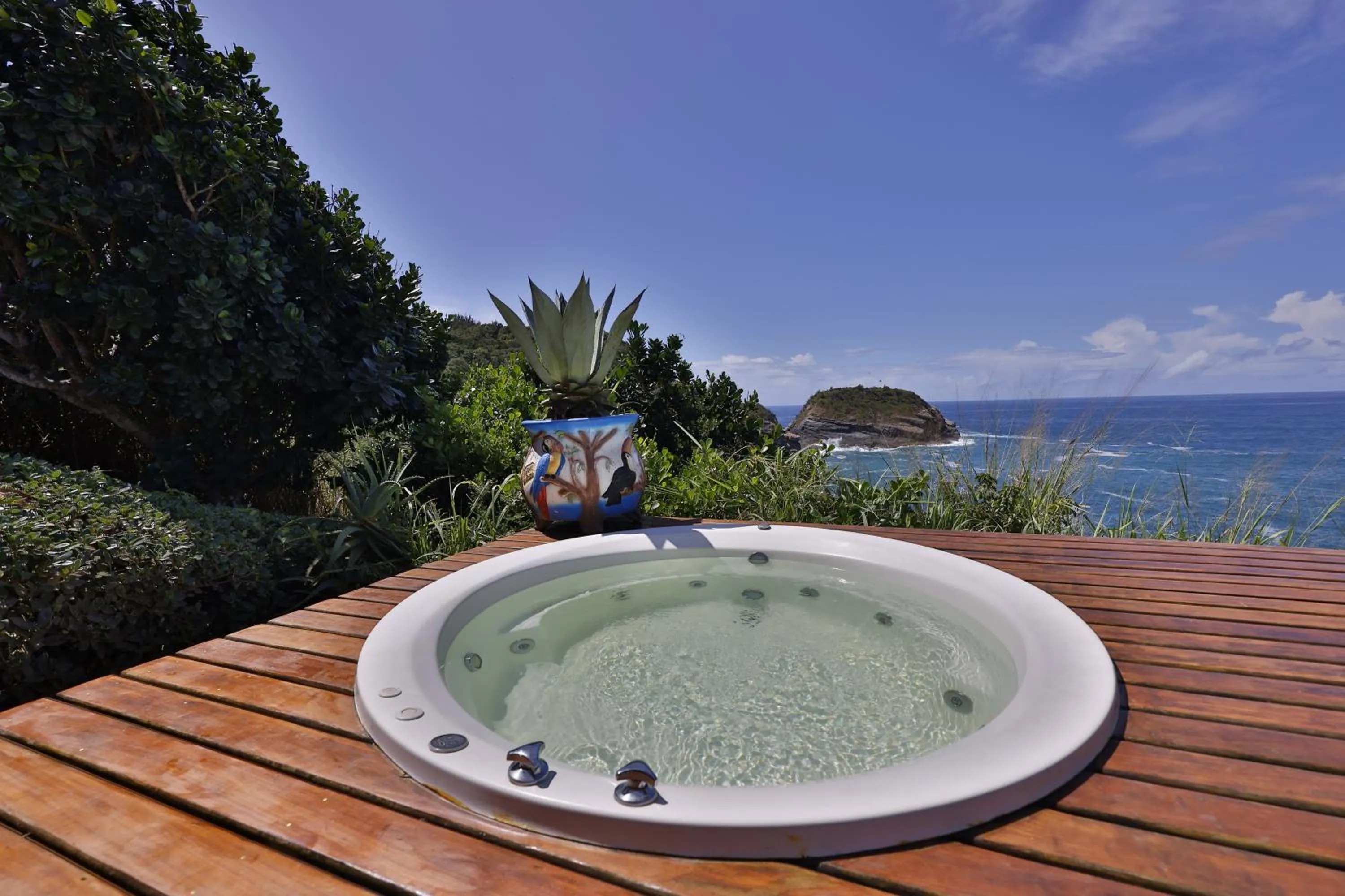 Natural landscape in Cliffside Luxury Inn