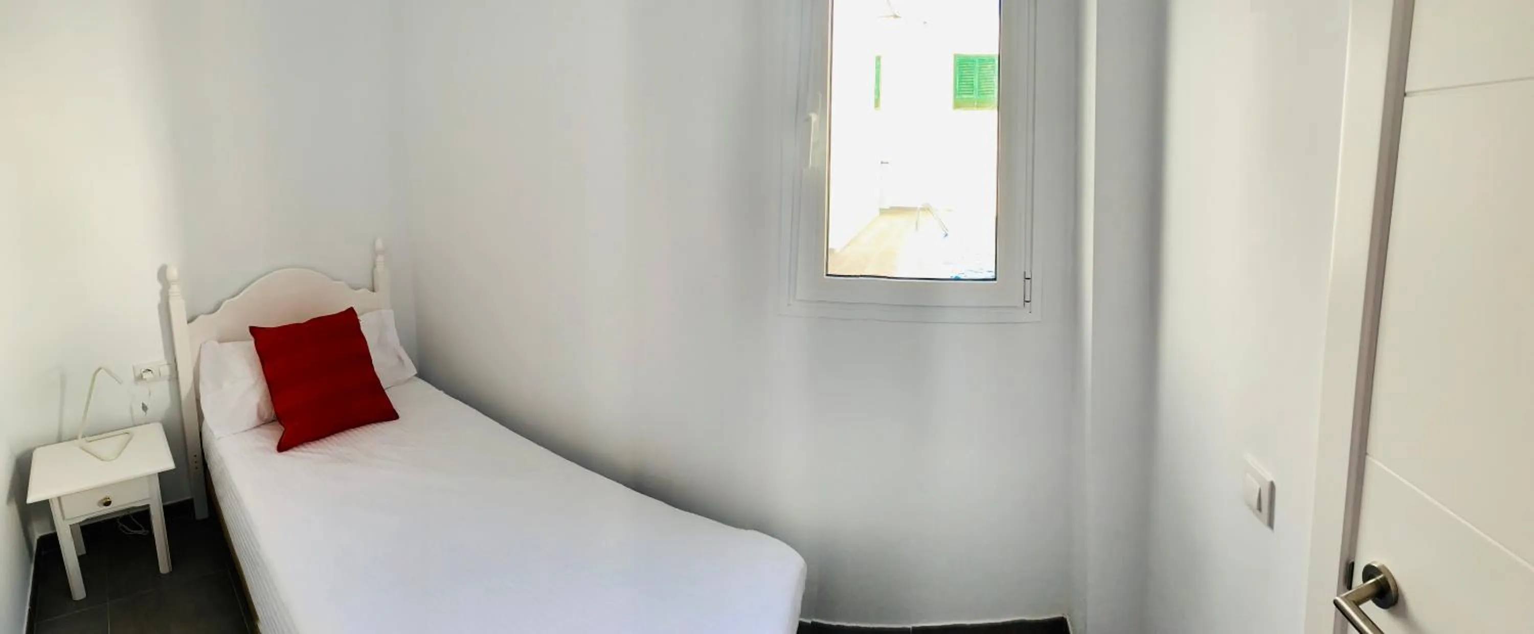 Bed in Apartamentos Zalabar