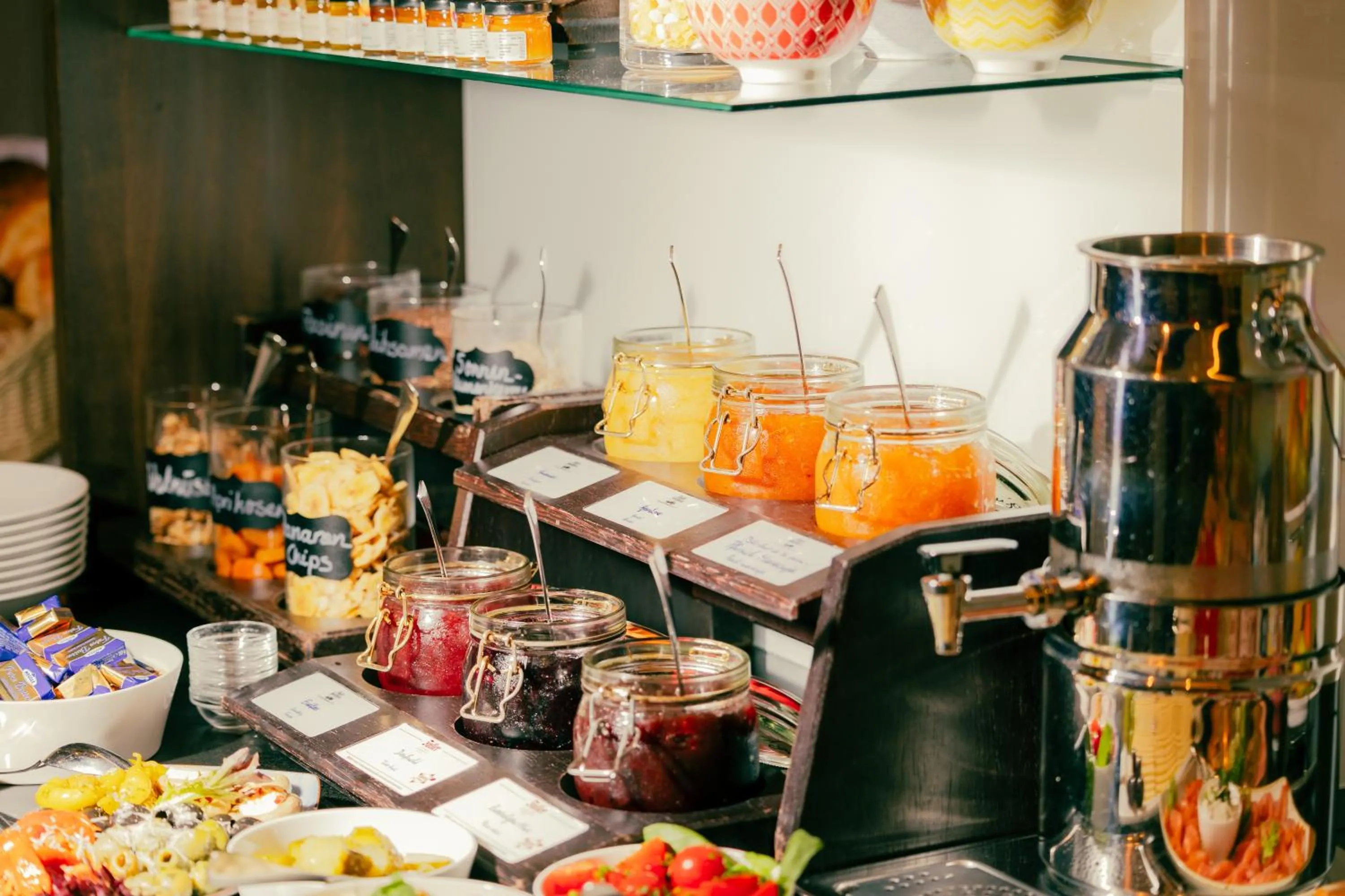 Breakfast in Romantik Hotel Walhalla