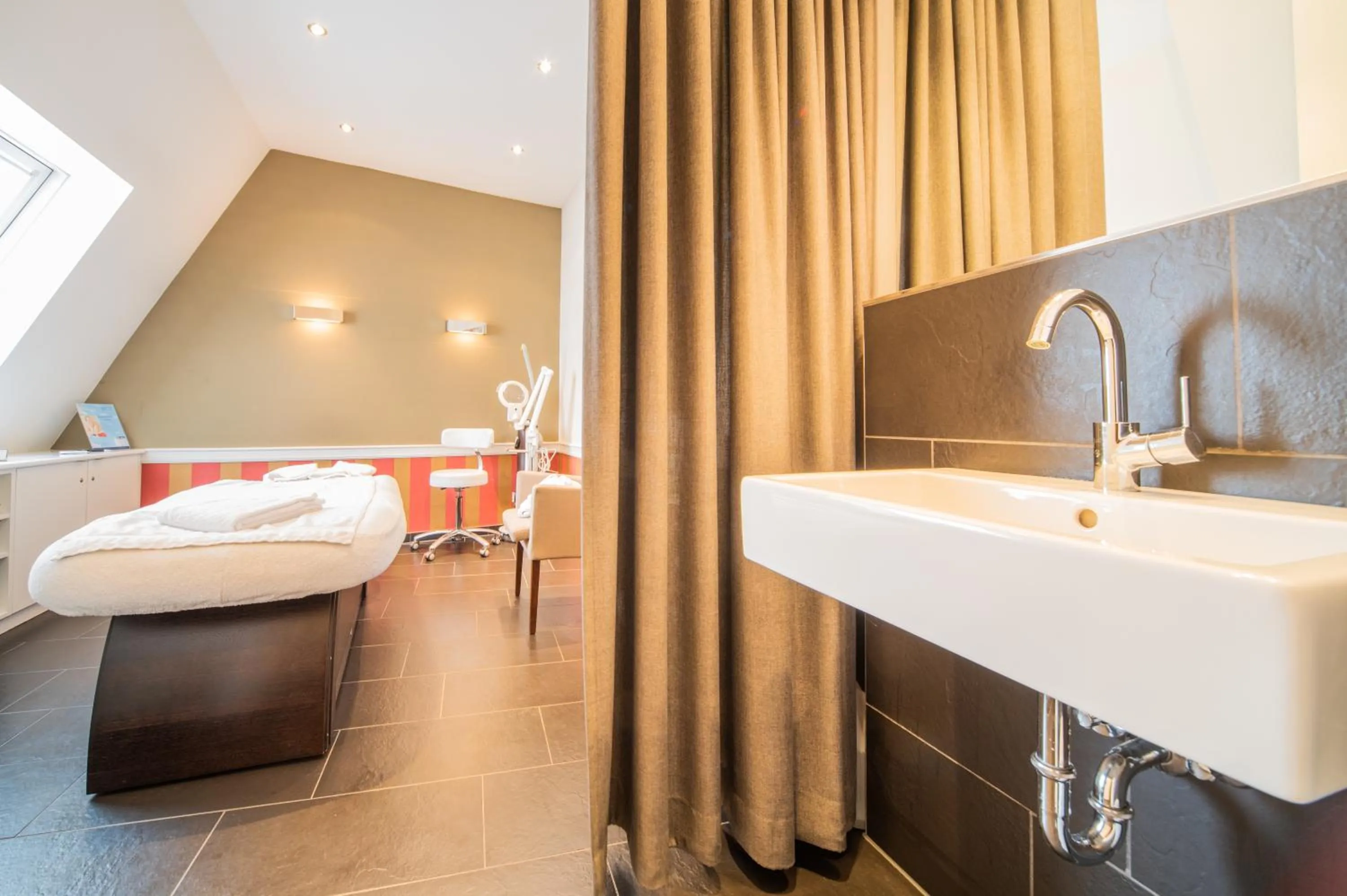 Massage, Bed in Romantik Hotel Walhalla