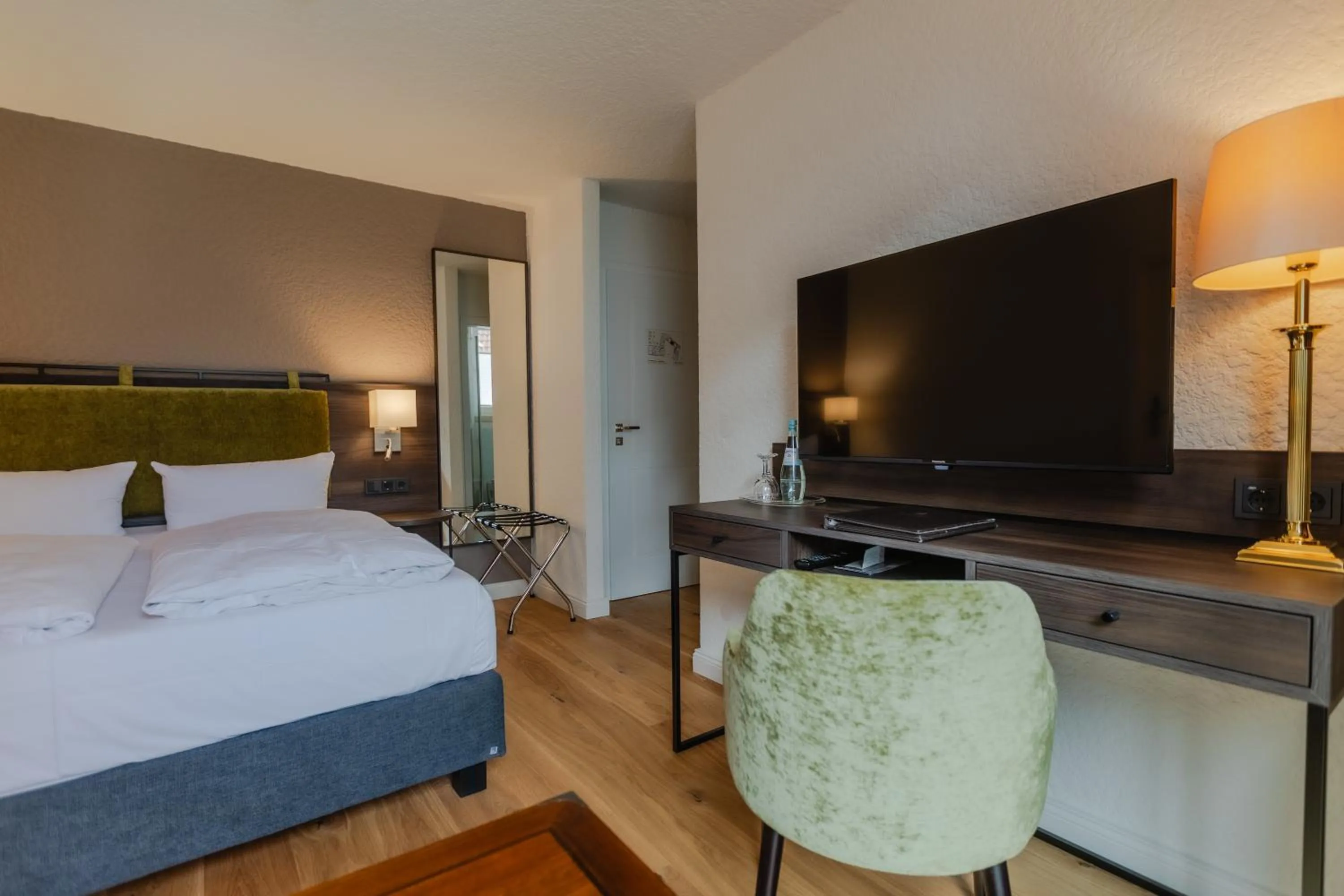 Photo of the whole room, Bed in Romantik Hotel Walhalla