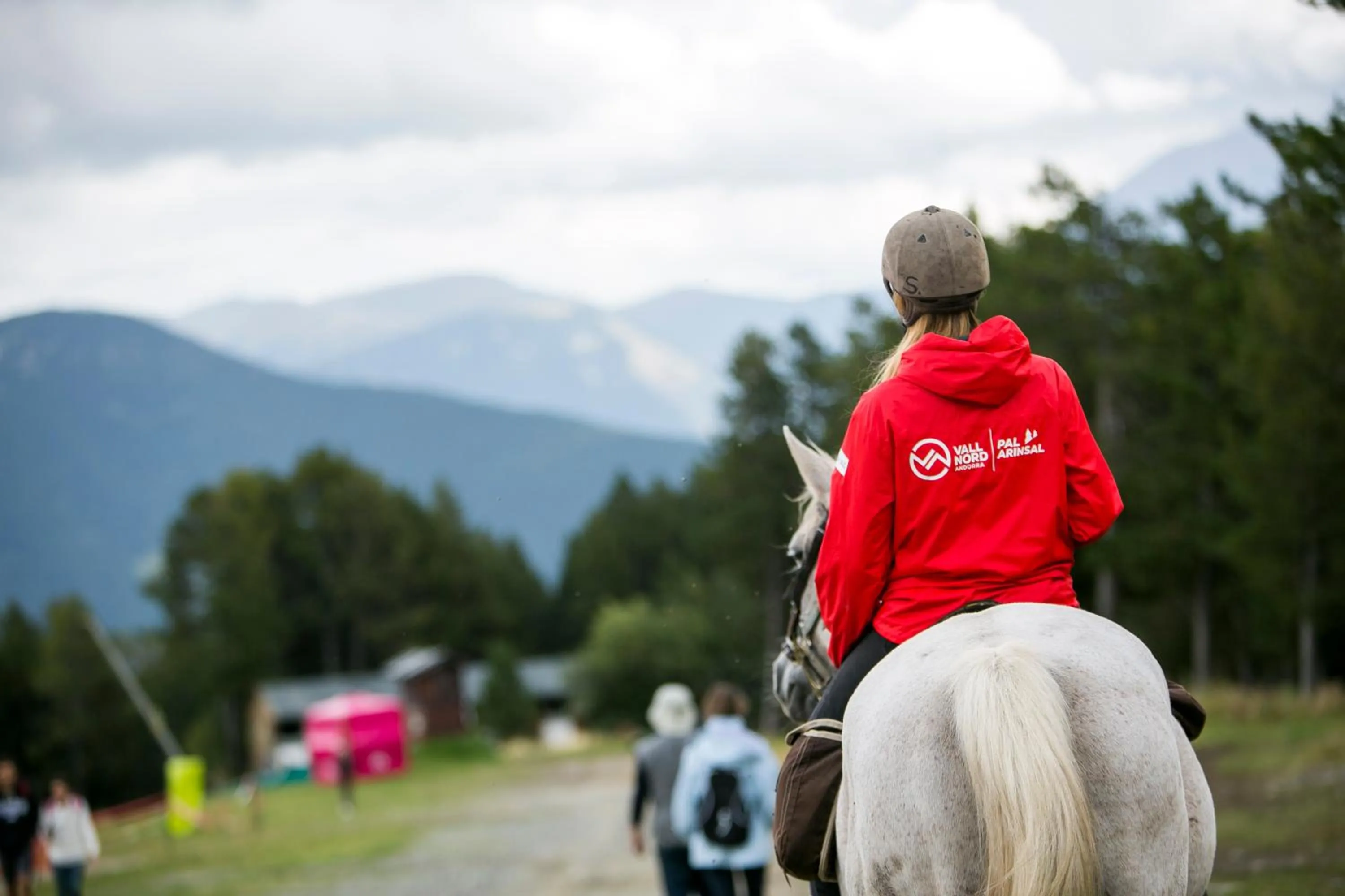 Horse-riding in Hotel La Planada