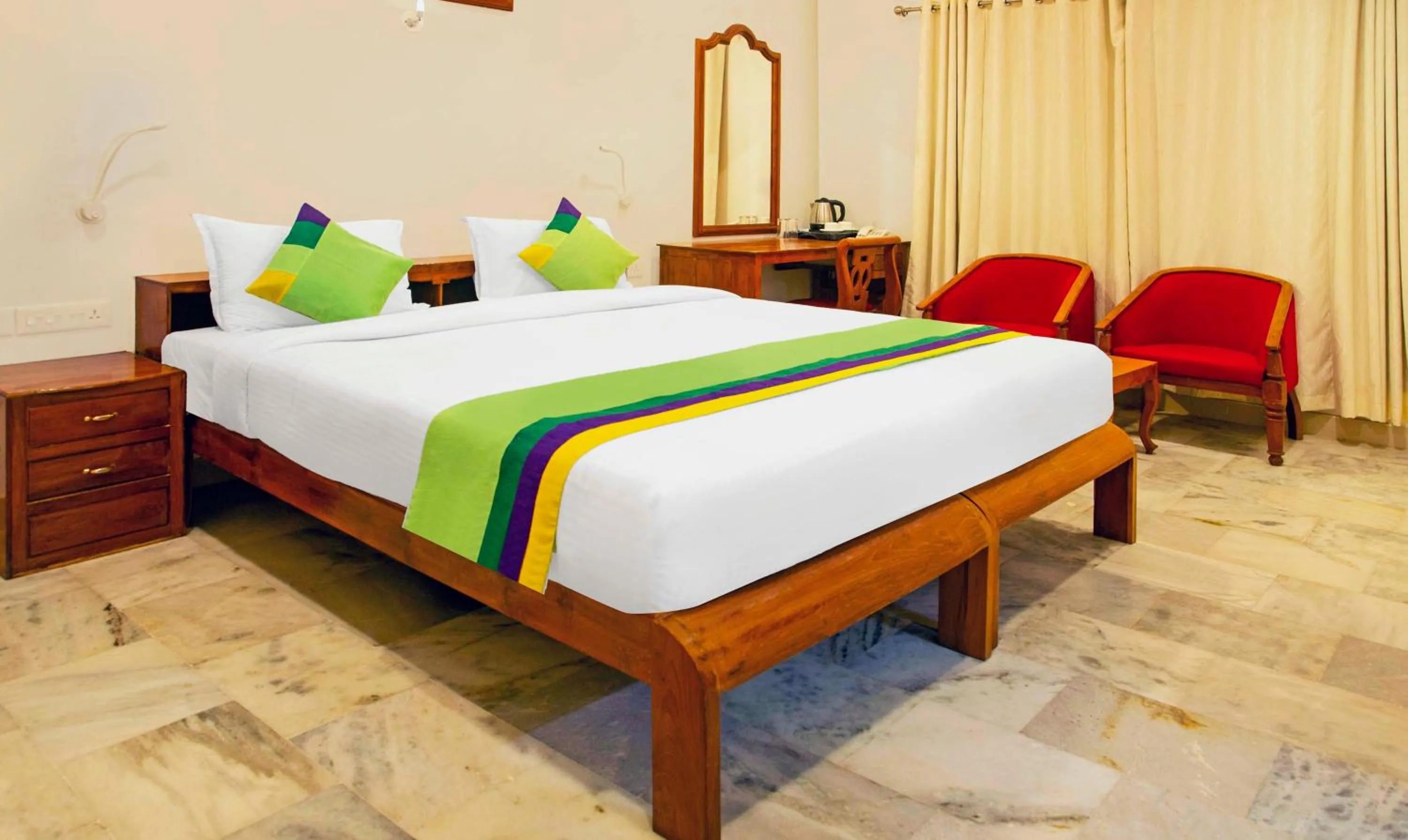 Bedroom, Bed in Treebo Kumily Gate Thekkady