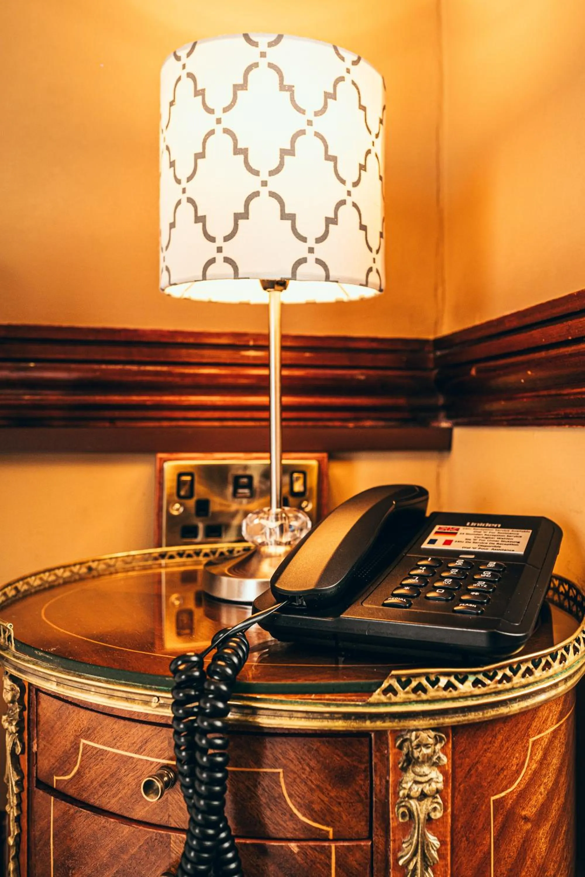 Photo of the whole room in Russell Court Hotel