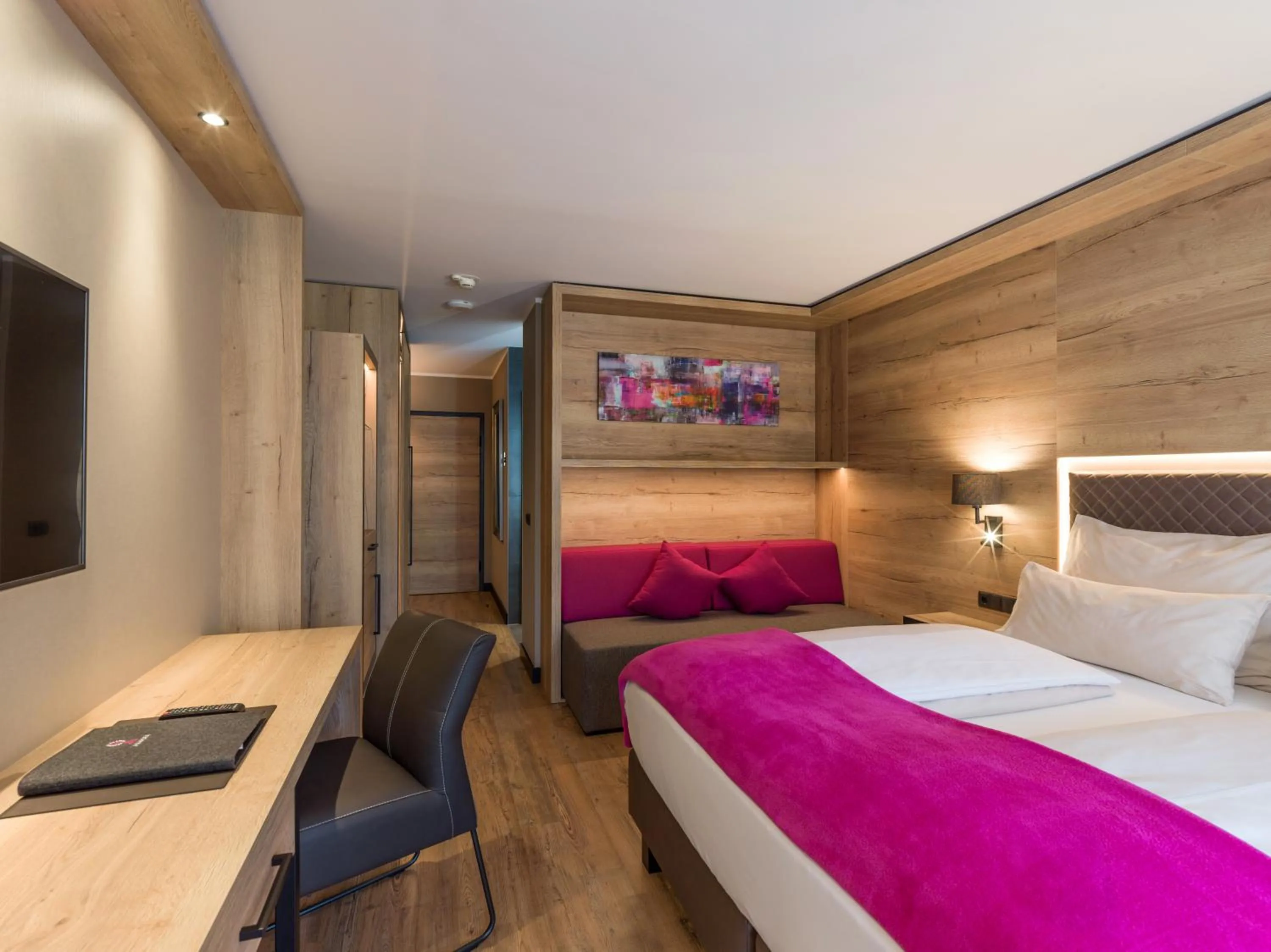 Property building, Bed in Hotel Adapura Wagrain