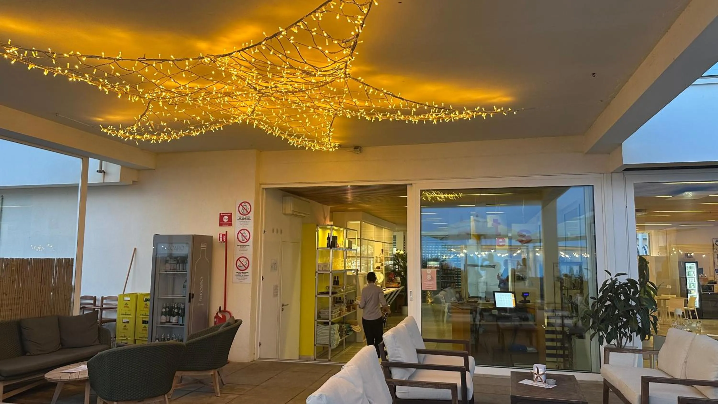 Restaurant/places to eat in Hotel Stella Marina