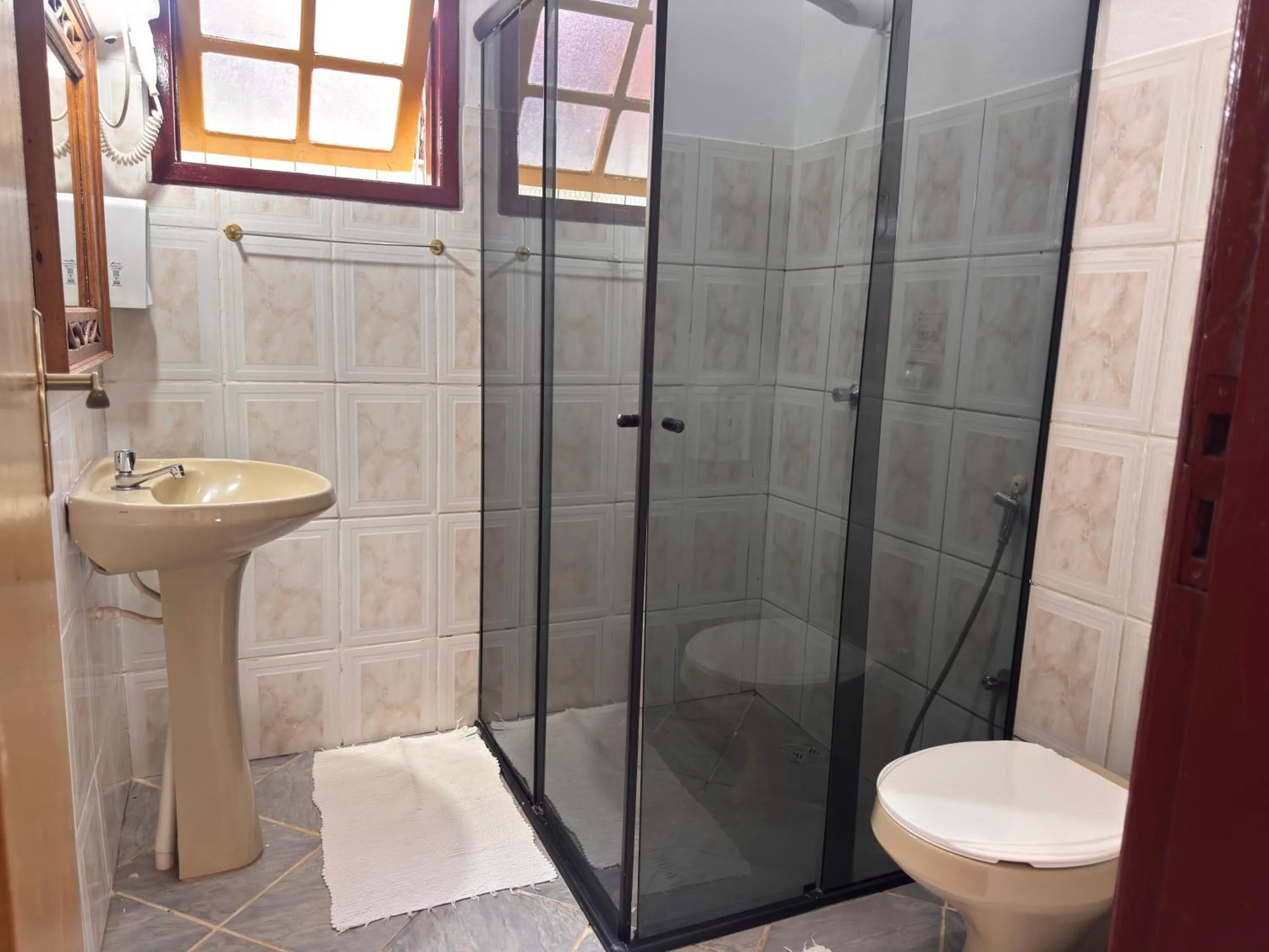 Shower in Pousada Neuza Barbosa