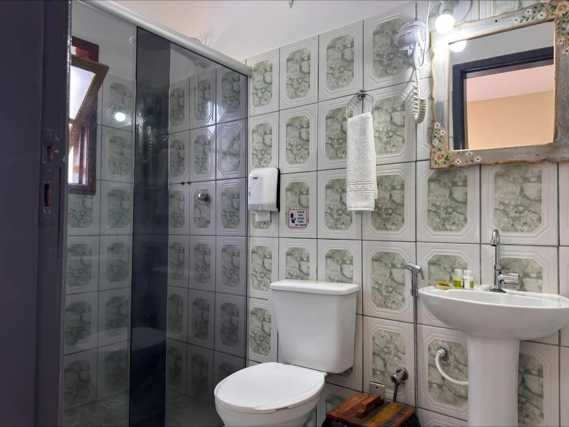 Shower in Pousada Neuza Barbosa