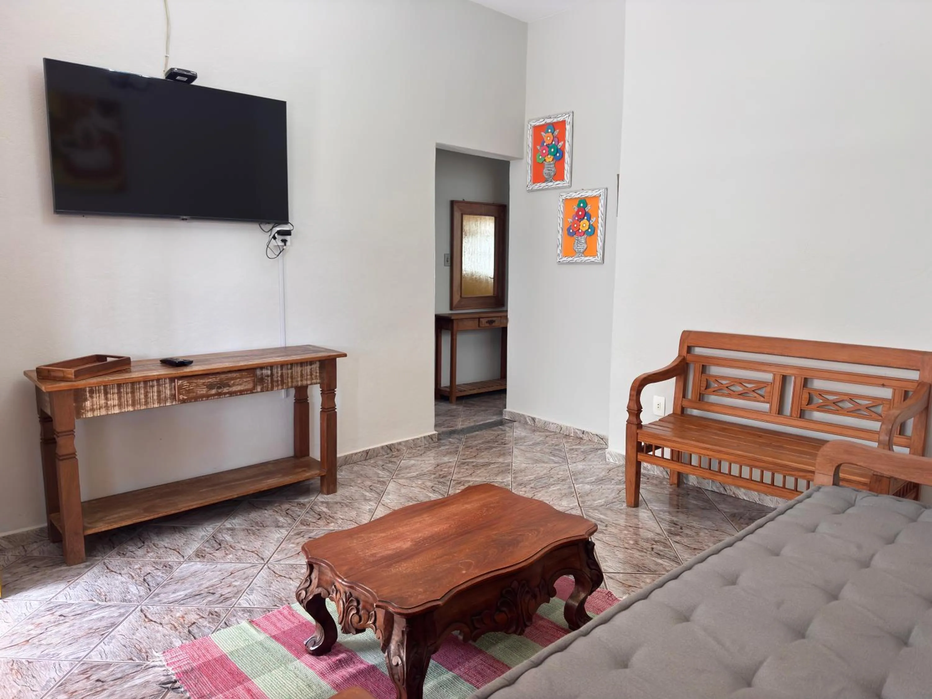 Communal lounge/ TV room in Pousada Neuza Barbosa