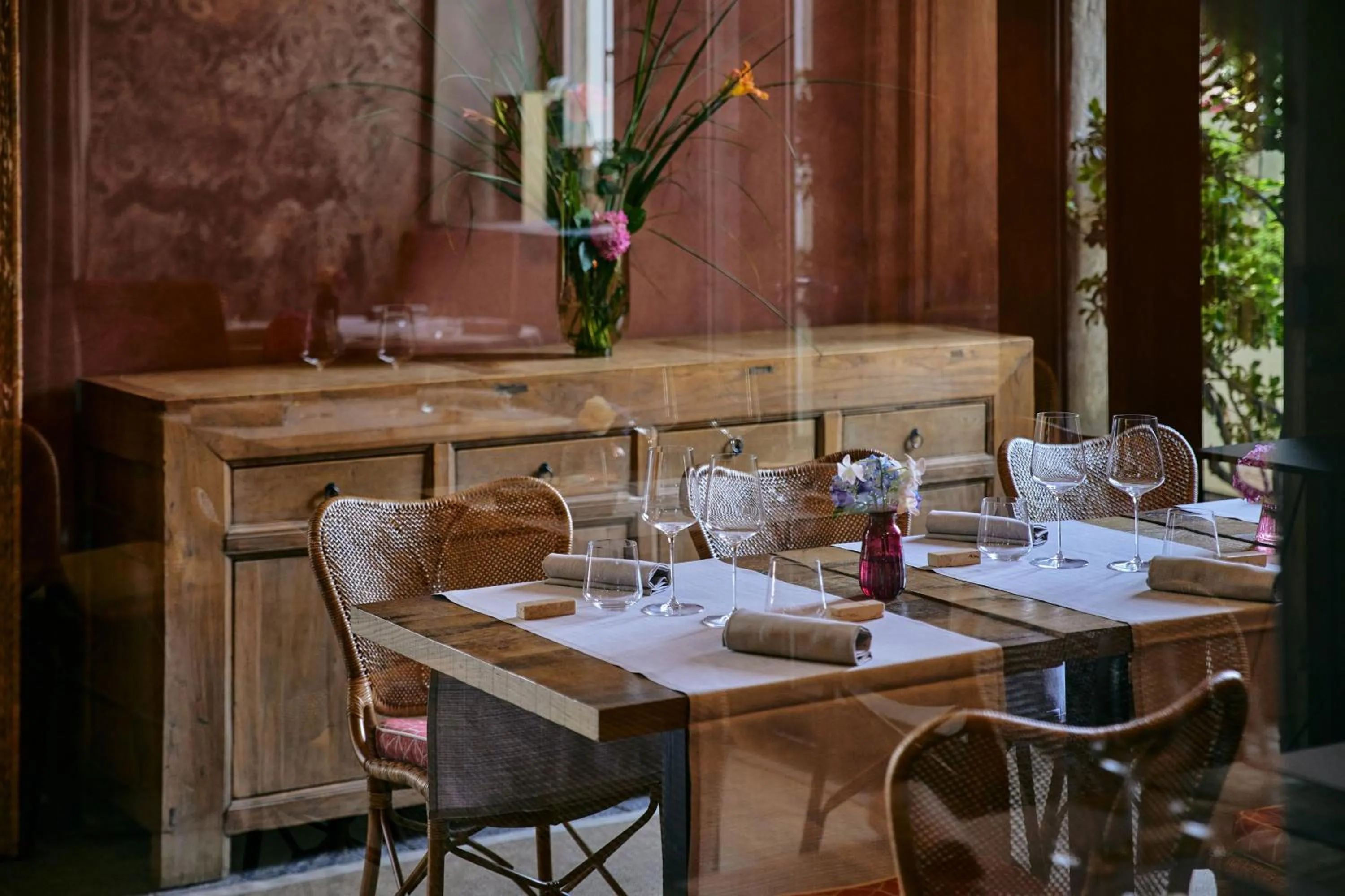 Restaurant/places to eat in Relais Castello di Morcote