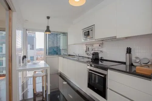Liiiving in Porto | Bright Light Apartment