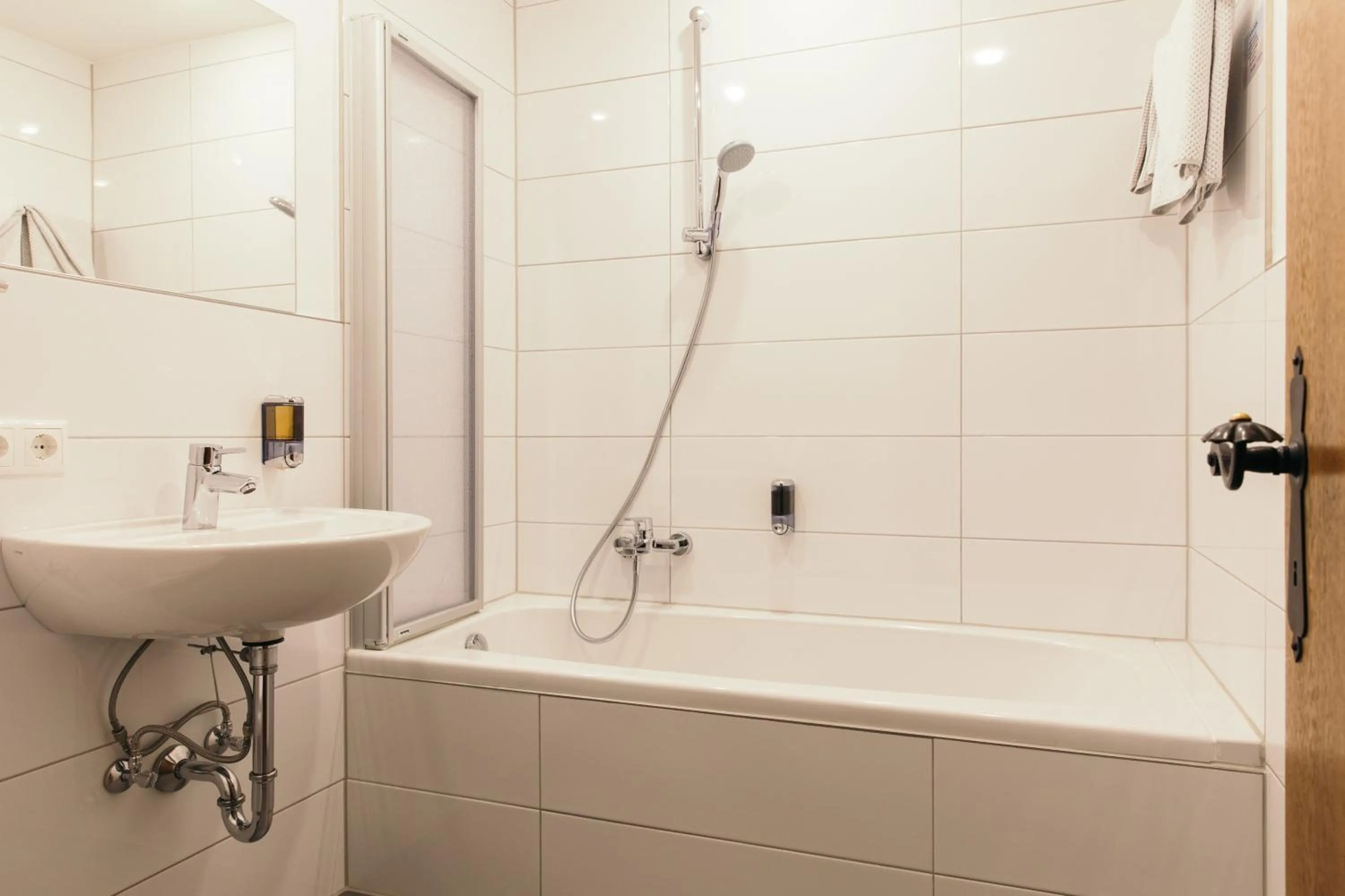 Bathroom in Hotel Weisseespitze