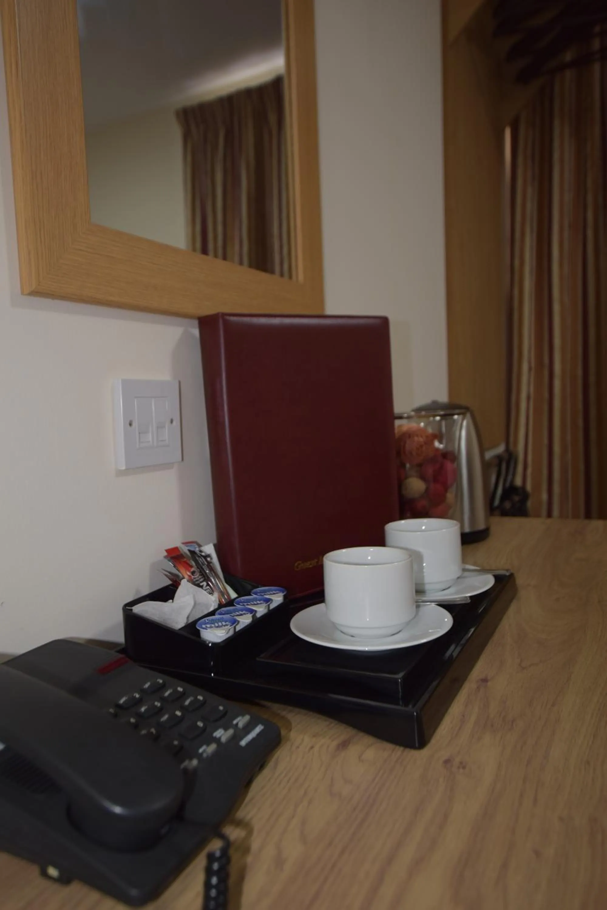 Coffee/tea facilities in PremierLux Serviced Apartments