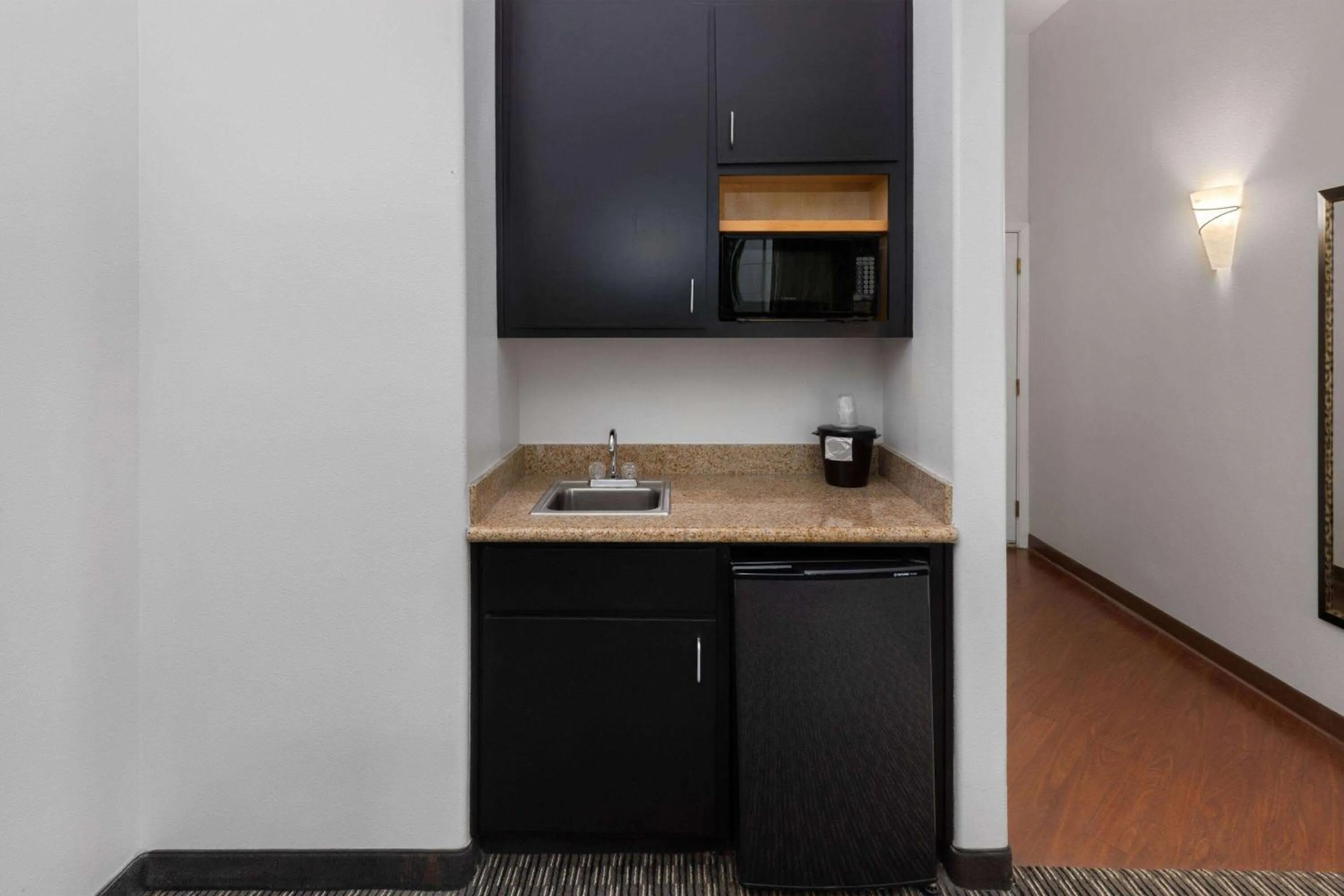 Bed in La Quinta by Wyndham Austin - Cedar Park