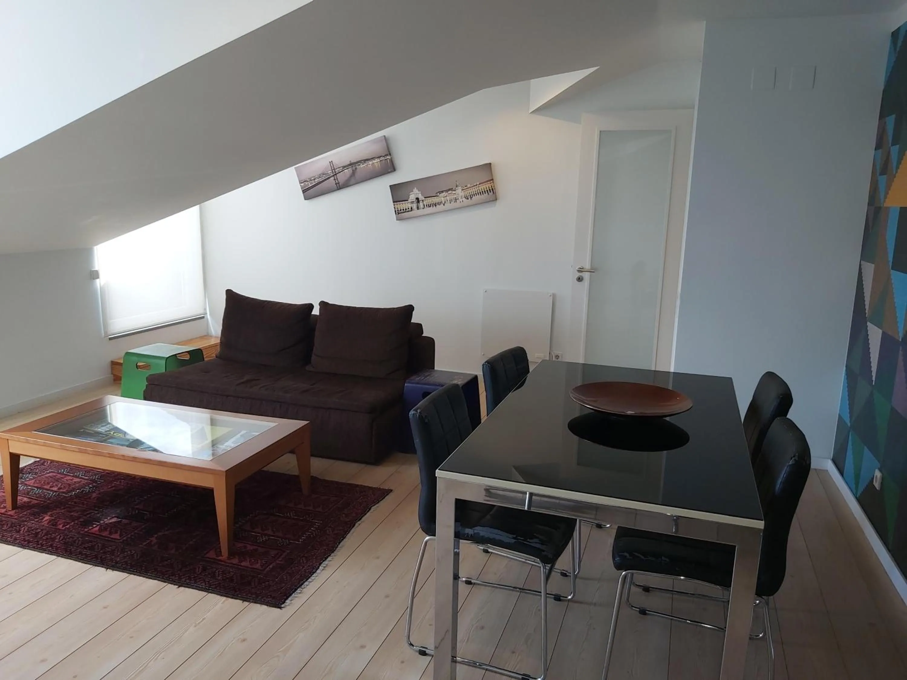 My Place - Lisbon Lounge Suites