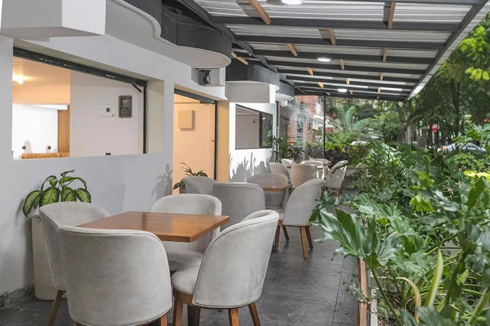 Restaurant/places to eat in Hotel Balcones del Estadio