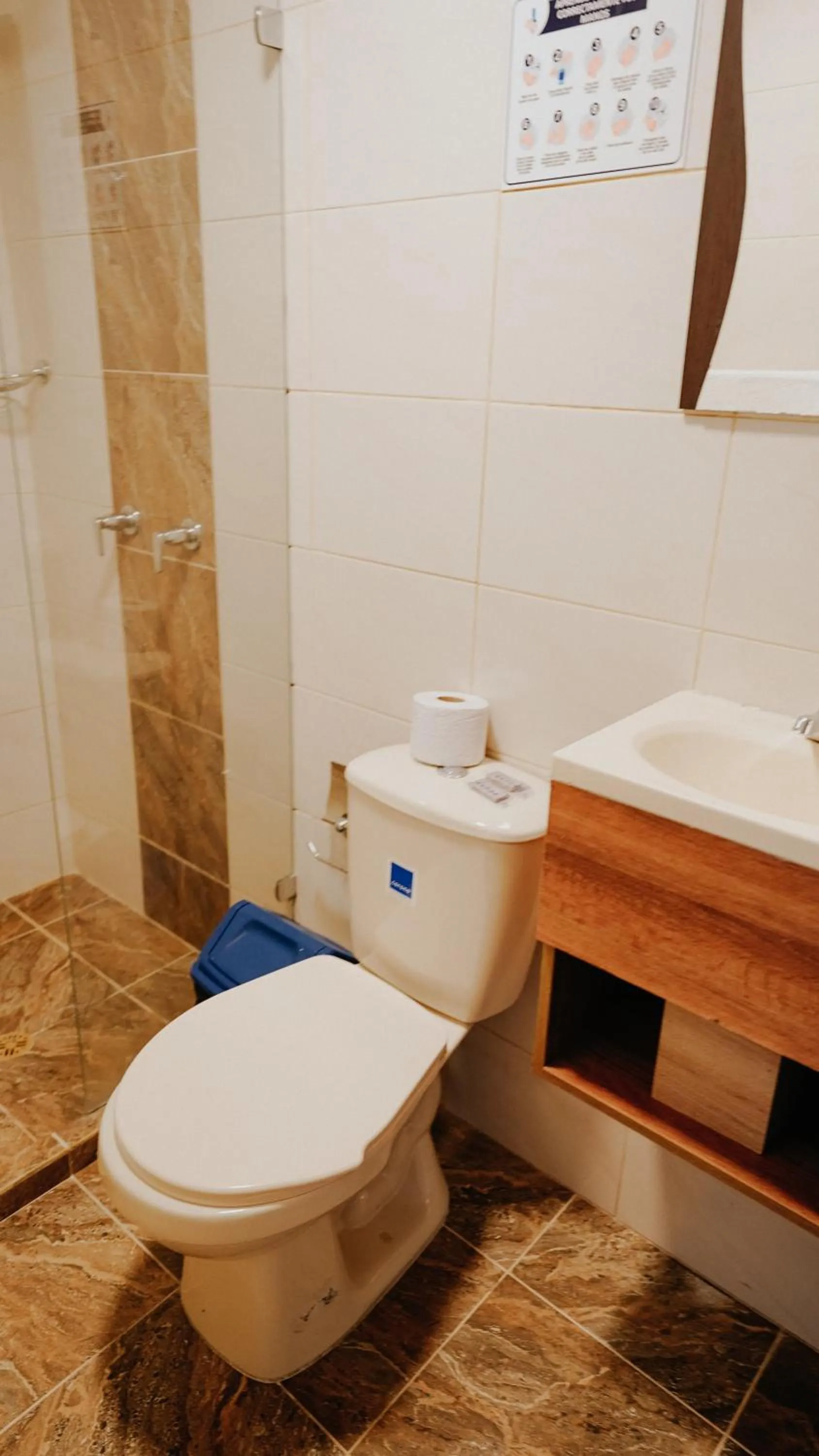 Bathroom in Hotel Balcones del Estadio