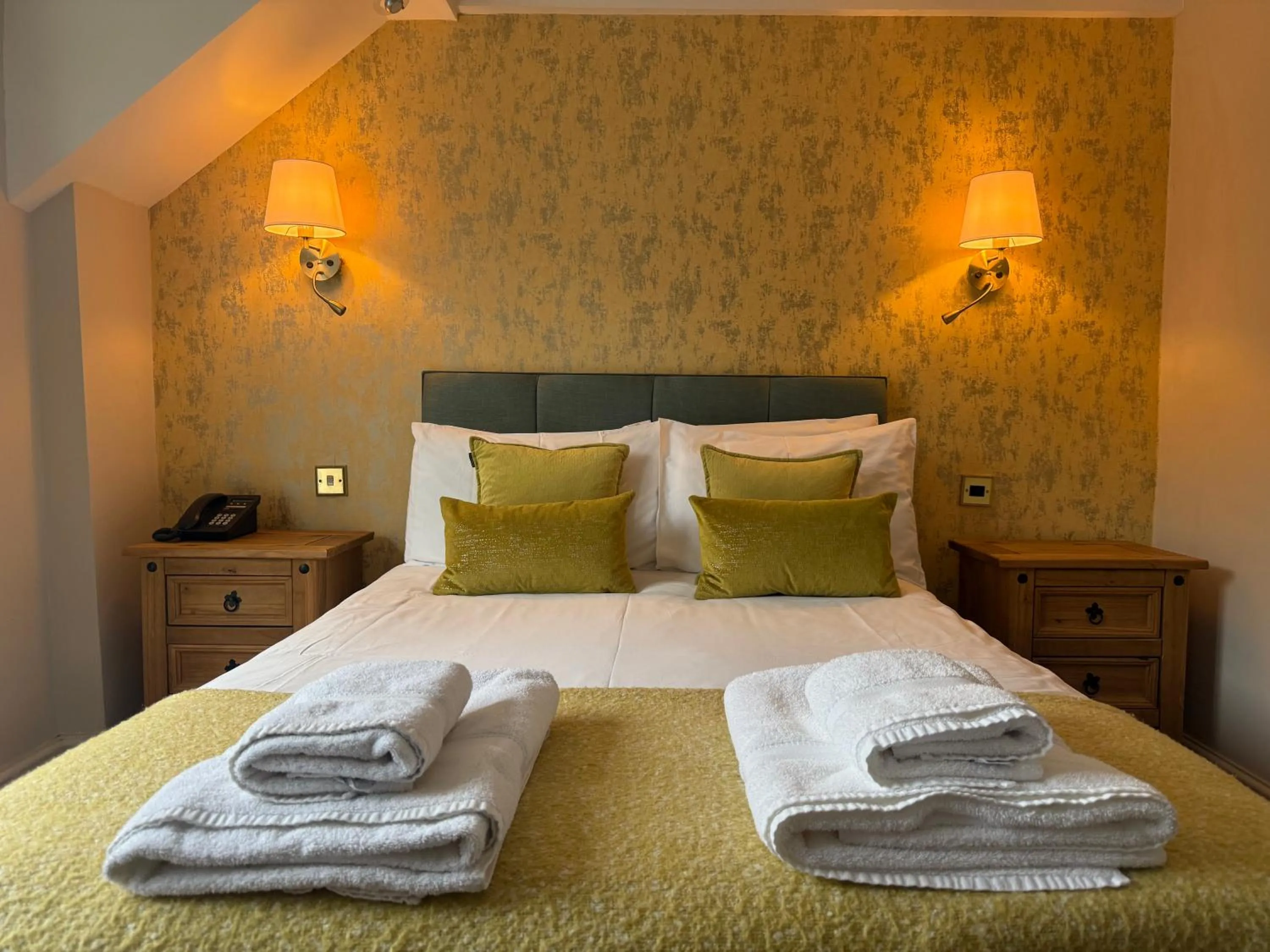 Bed in Tynycornel Hotel