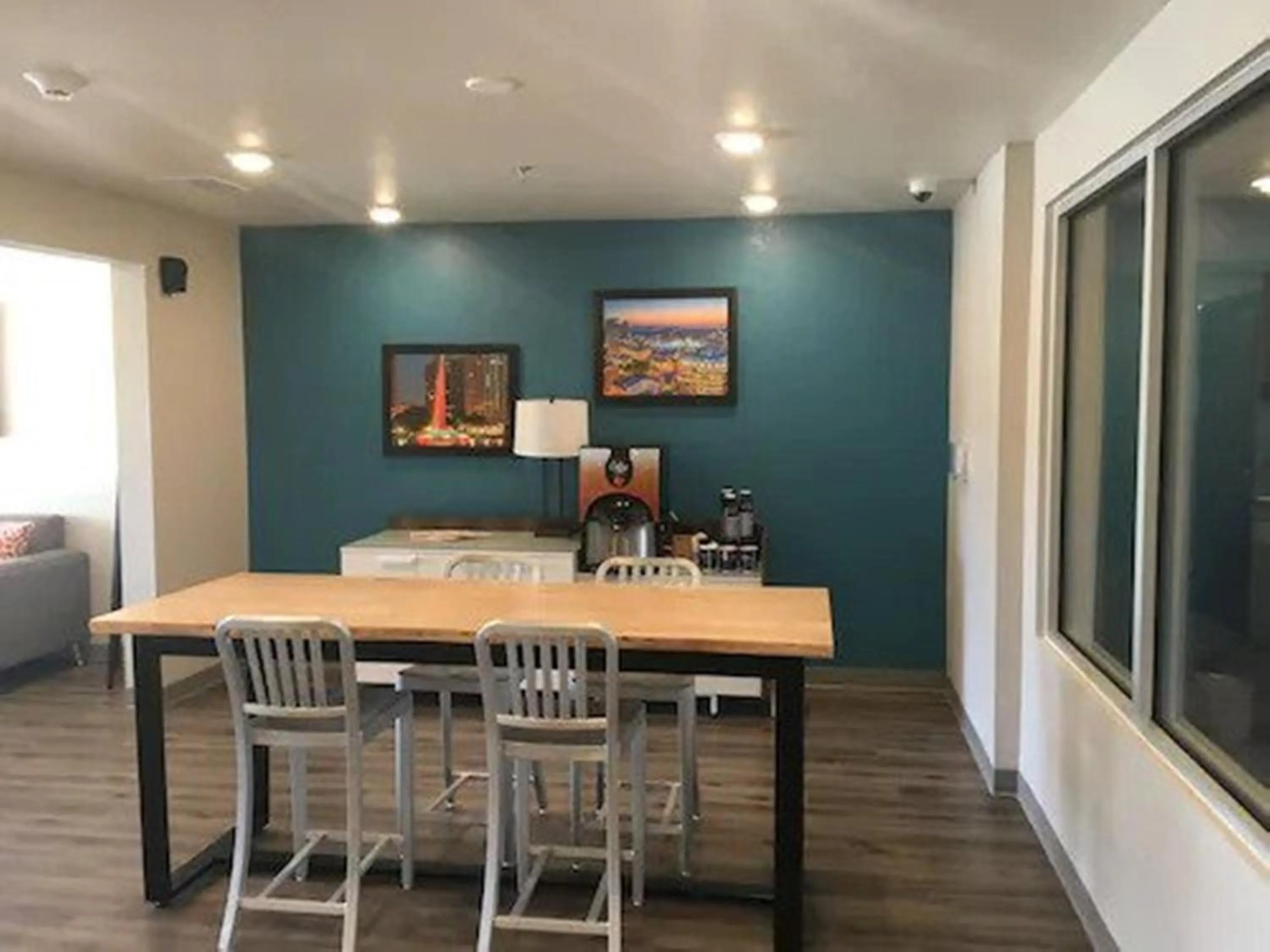 Lobby or reception in Woodspring Suites Orlando International Drive