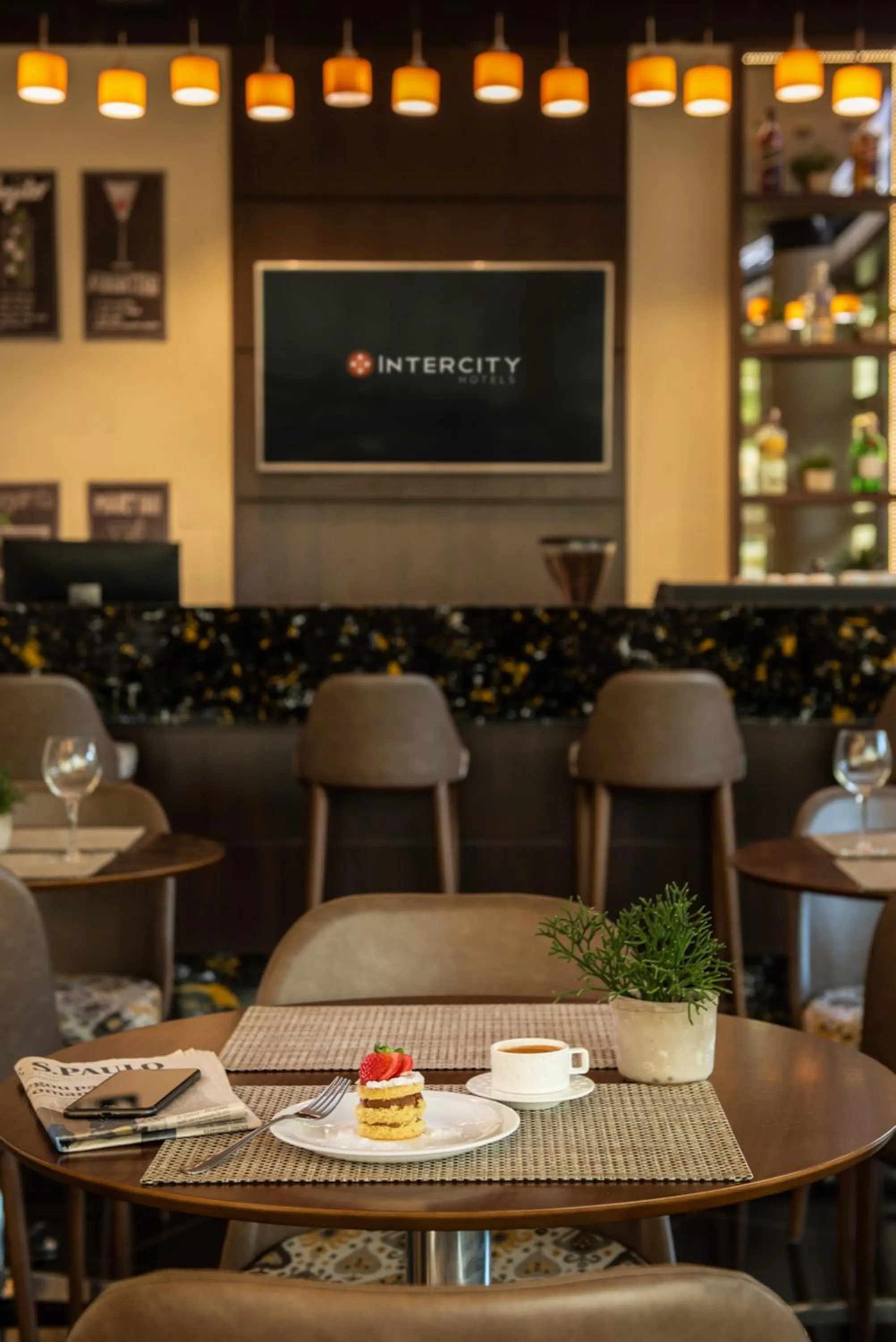 Lounge or bar in Intercity Itupeva