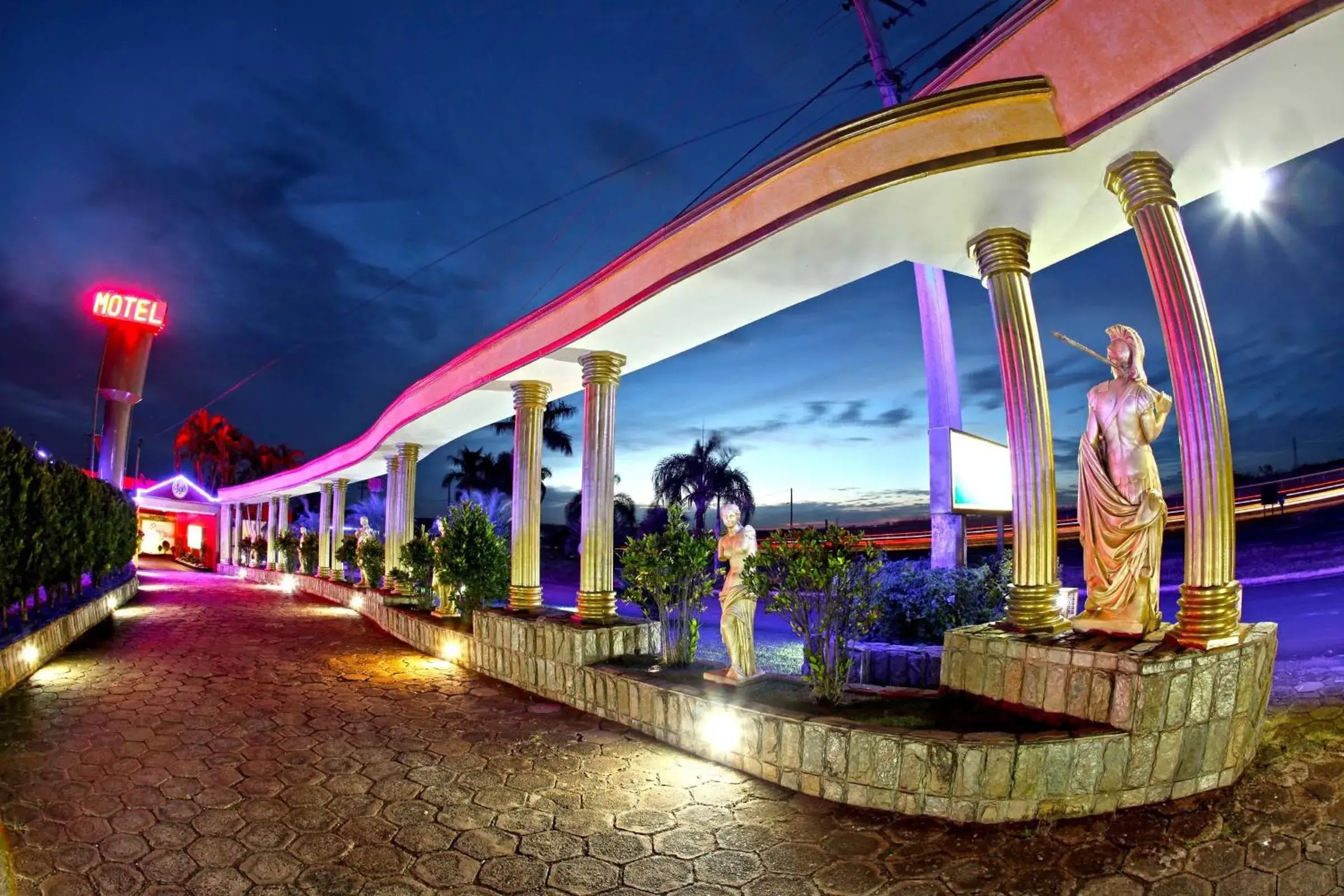 Hotel & Motel Le Baron Hotel & Motel Le Baron