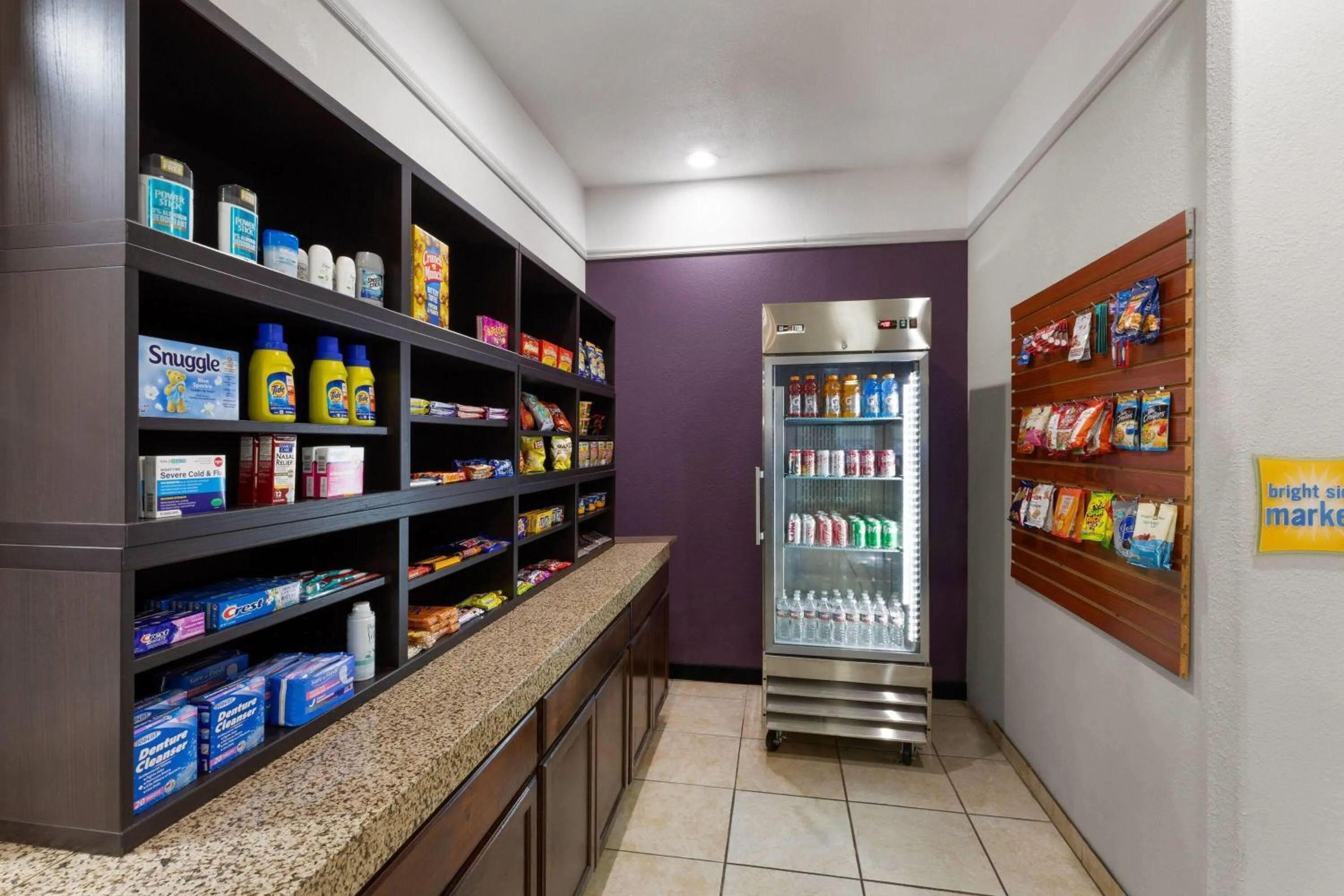 Food and drinks in La Quinta by Wyndham Brownwood