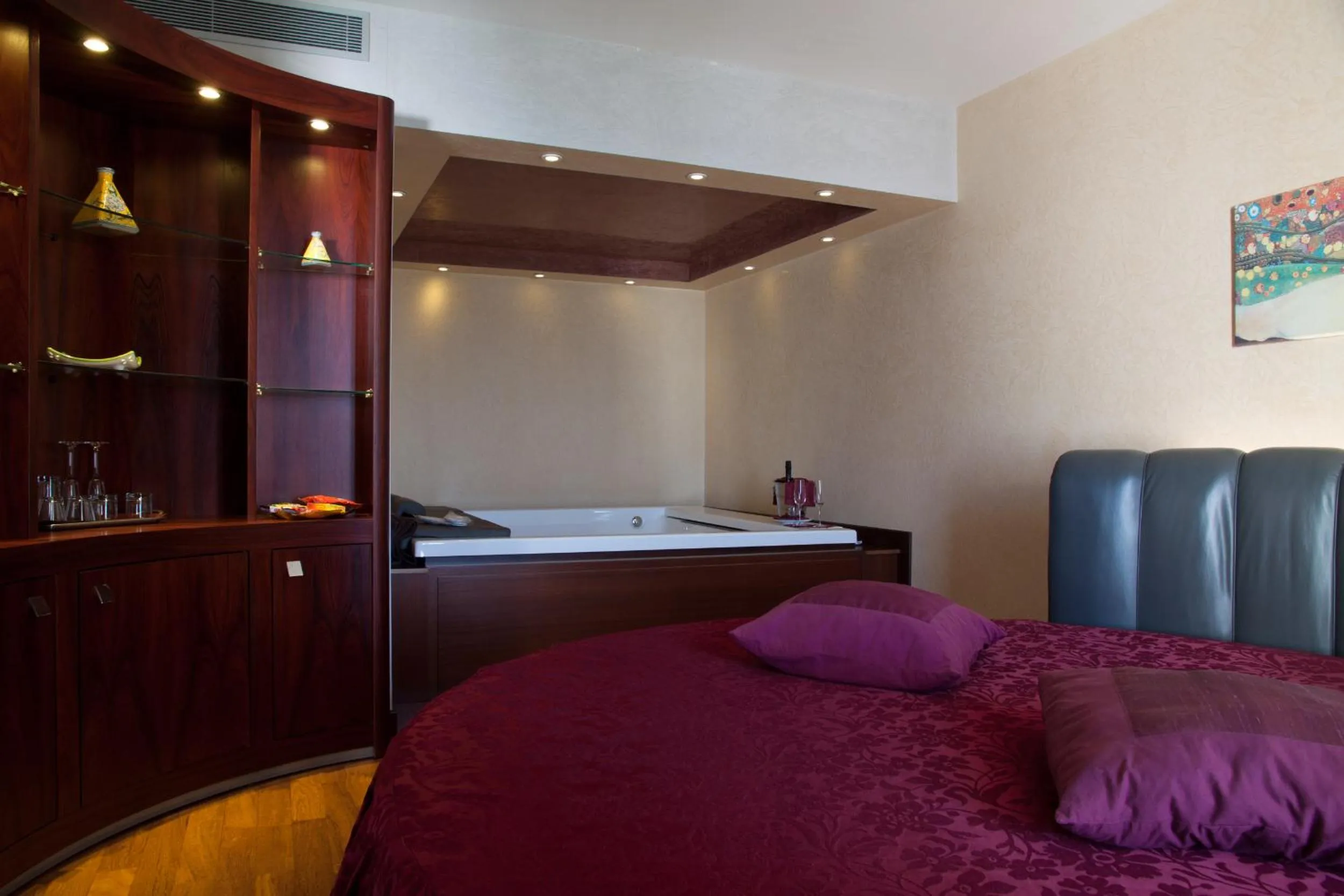 Bed in Cefalù Sea Palace