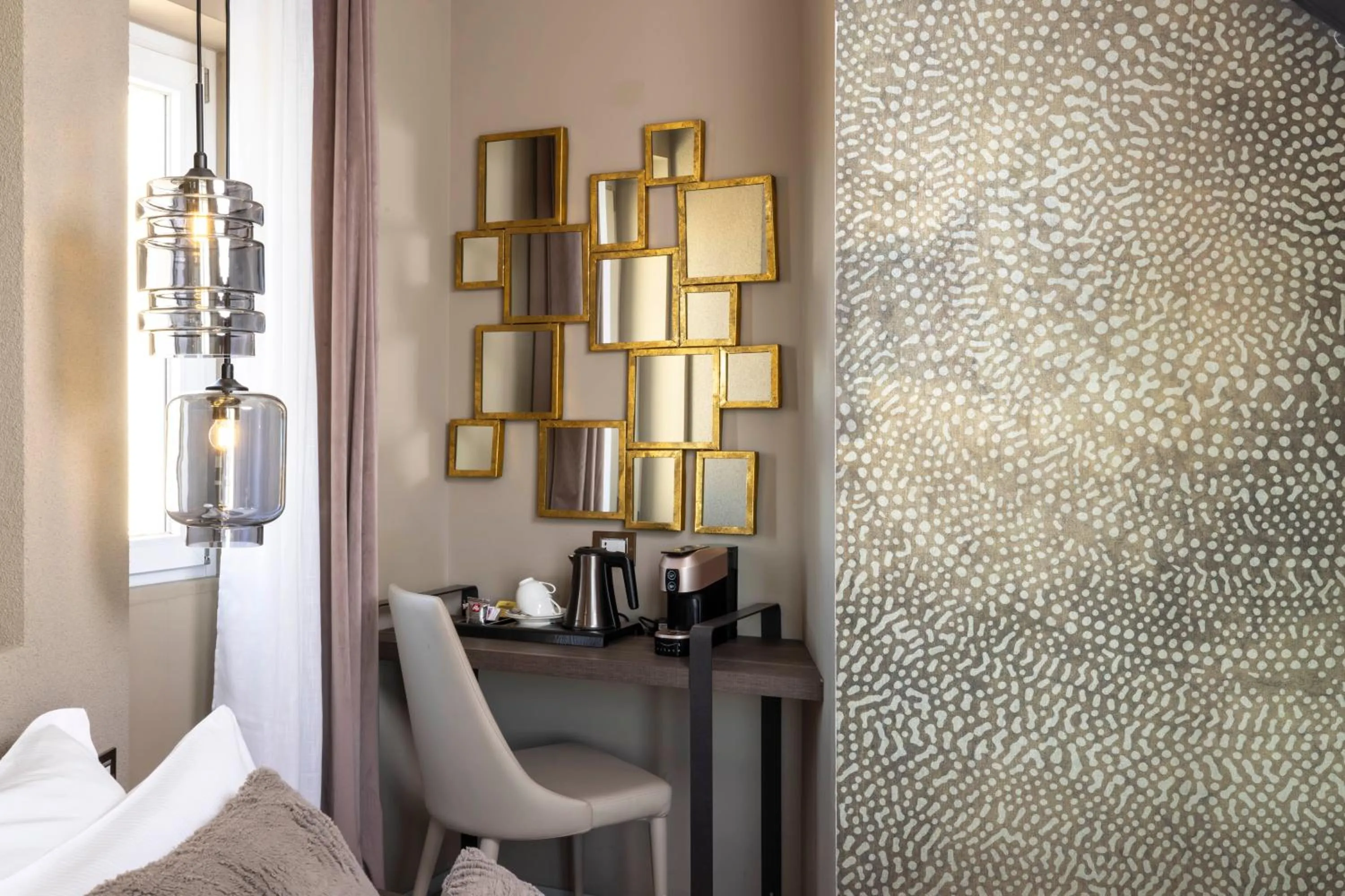 Coffee/tea facilities in Milestone