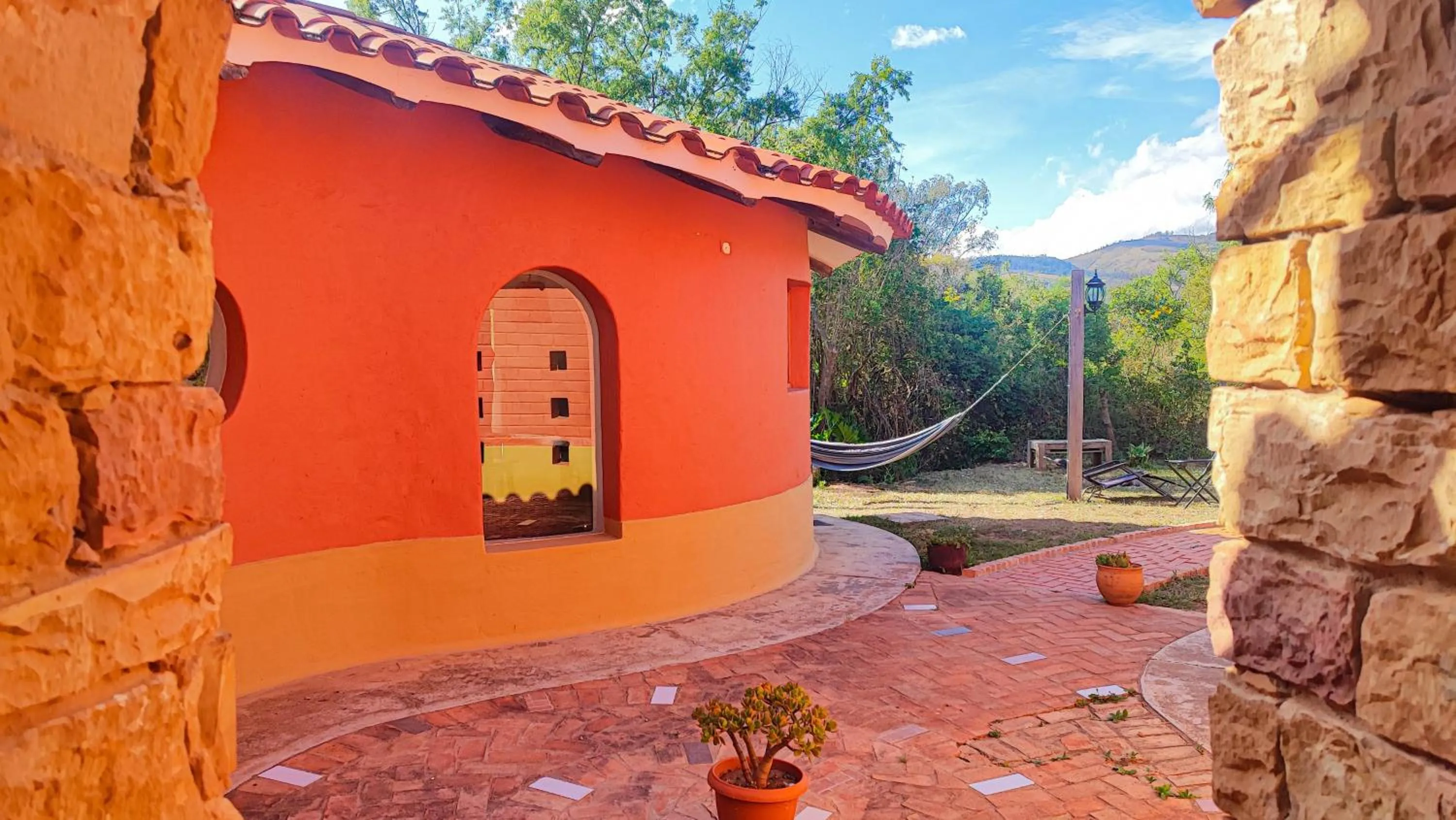 Garden in YVY CASA HOTEL