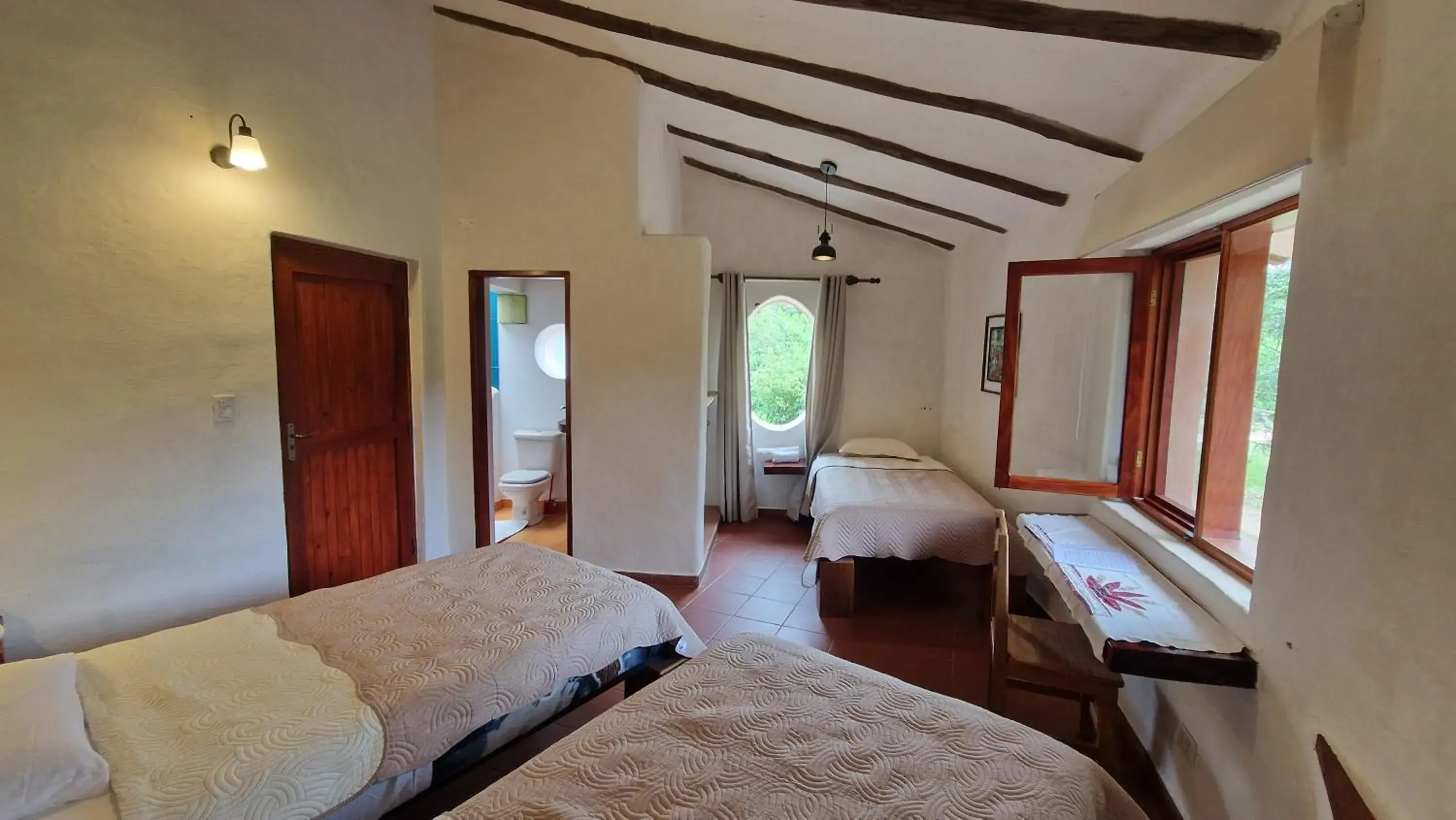 Triple Room - single occupancy in YVY CASA HOTEL Triple Room - single occupancy in YVY CASA HOTEL