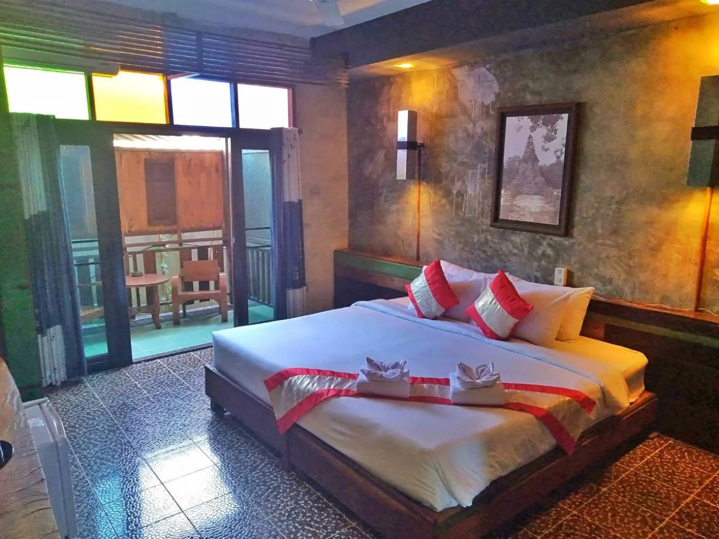 Bed in De Wiang Kum Kam