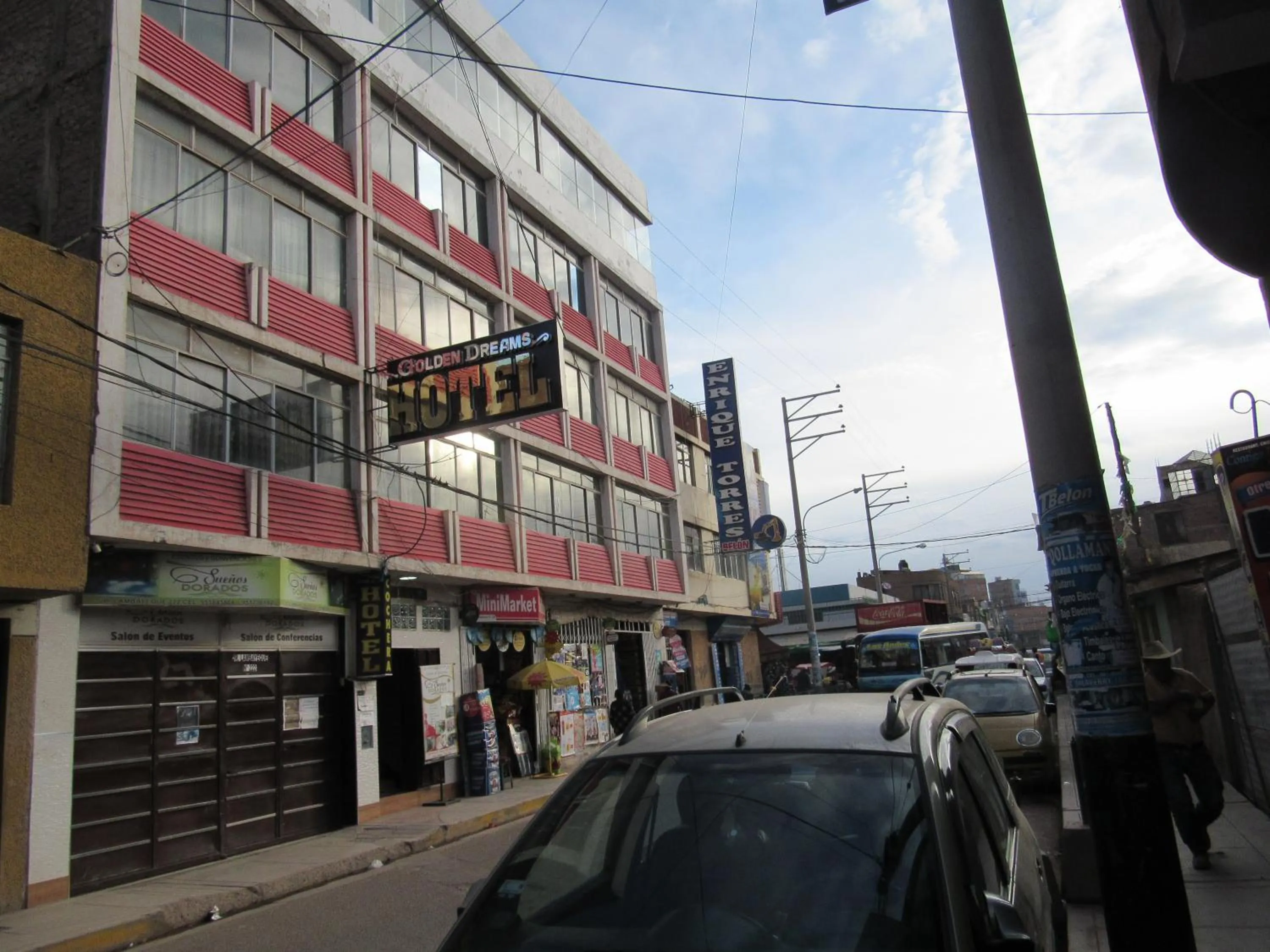 Facade/entrance in Hotel Sueños Dorados