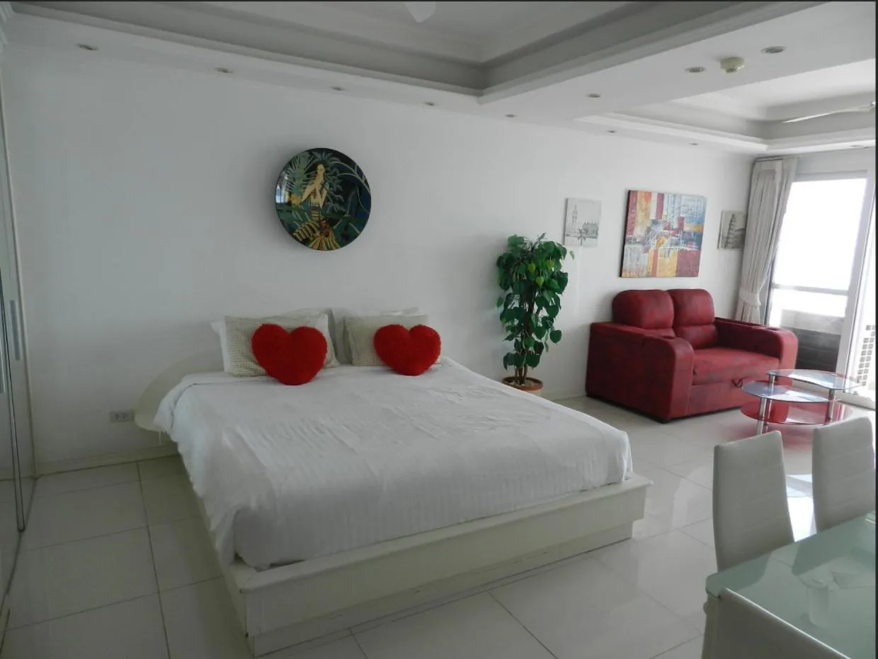 Bed in Jomtien PLAZA Condotel