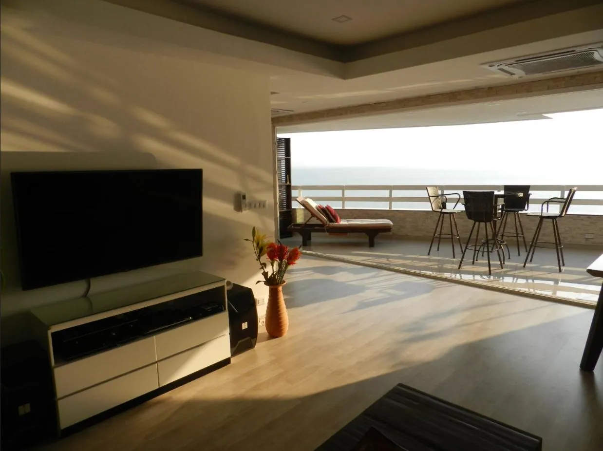 Photo of the whole room in Jomtien PLAZA Condotel