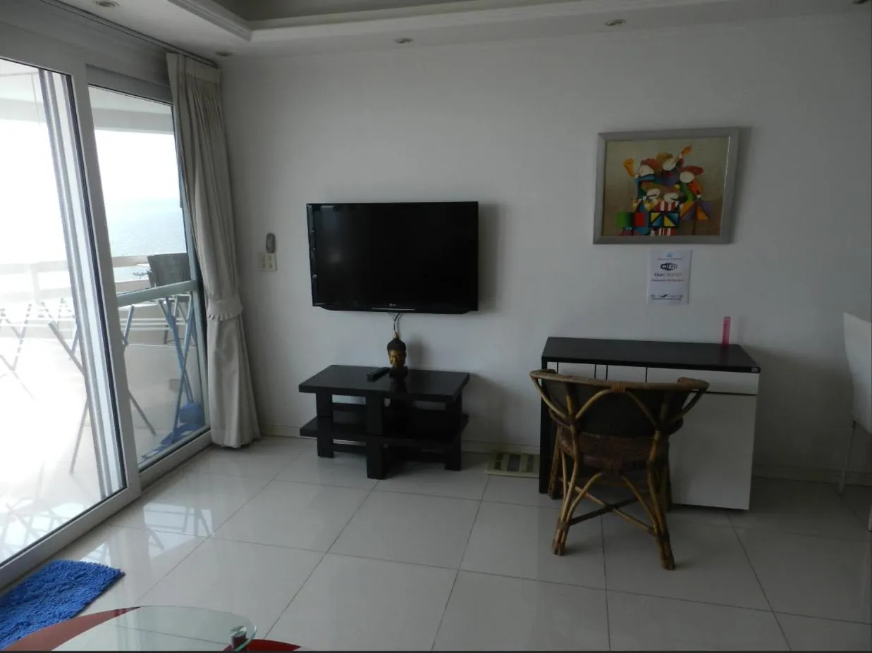TV and multimedia in Jomtien PLAZA Condotel