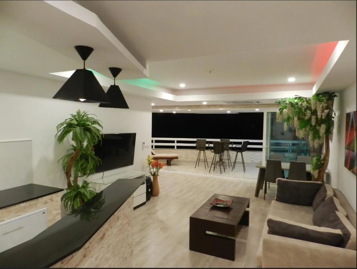 Photo of the whole room in Jomtien PLAZA Condotel