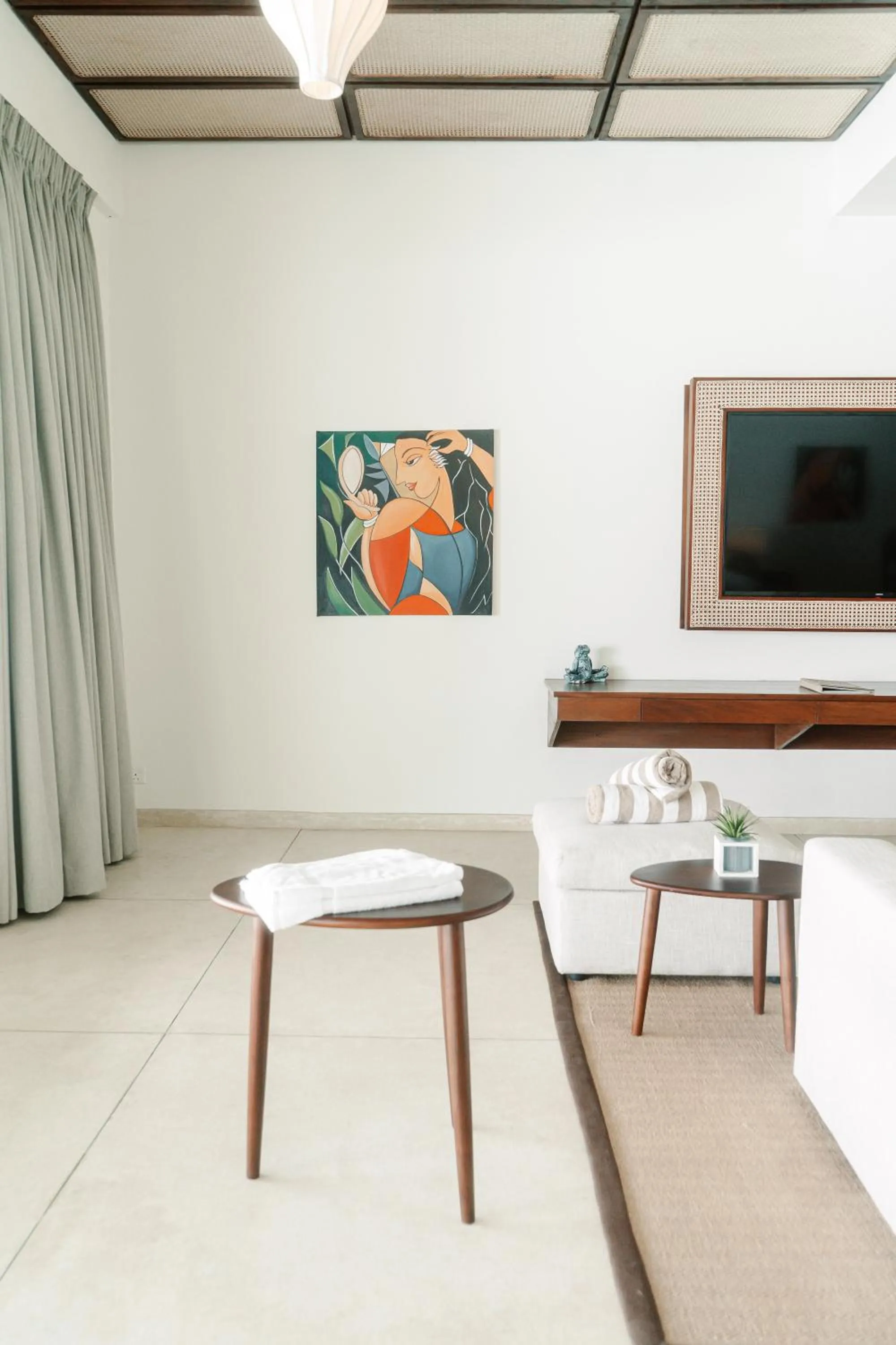 hair dresser in Mosvold Villa