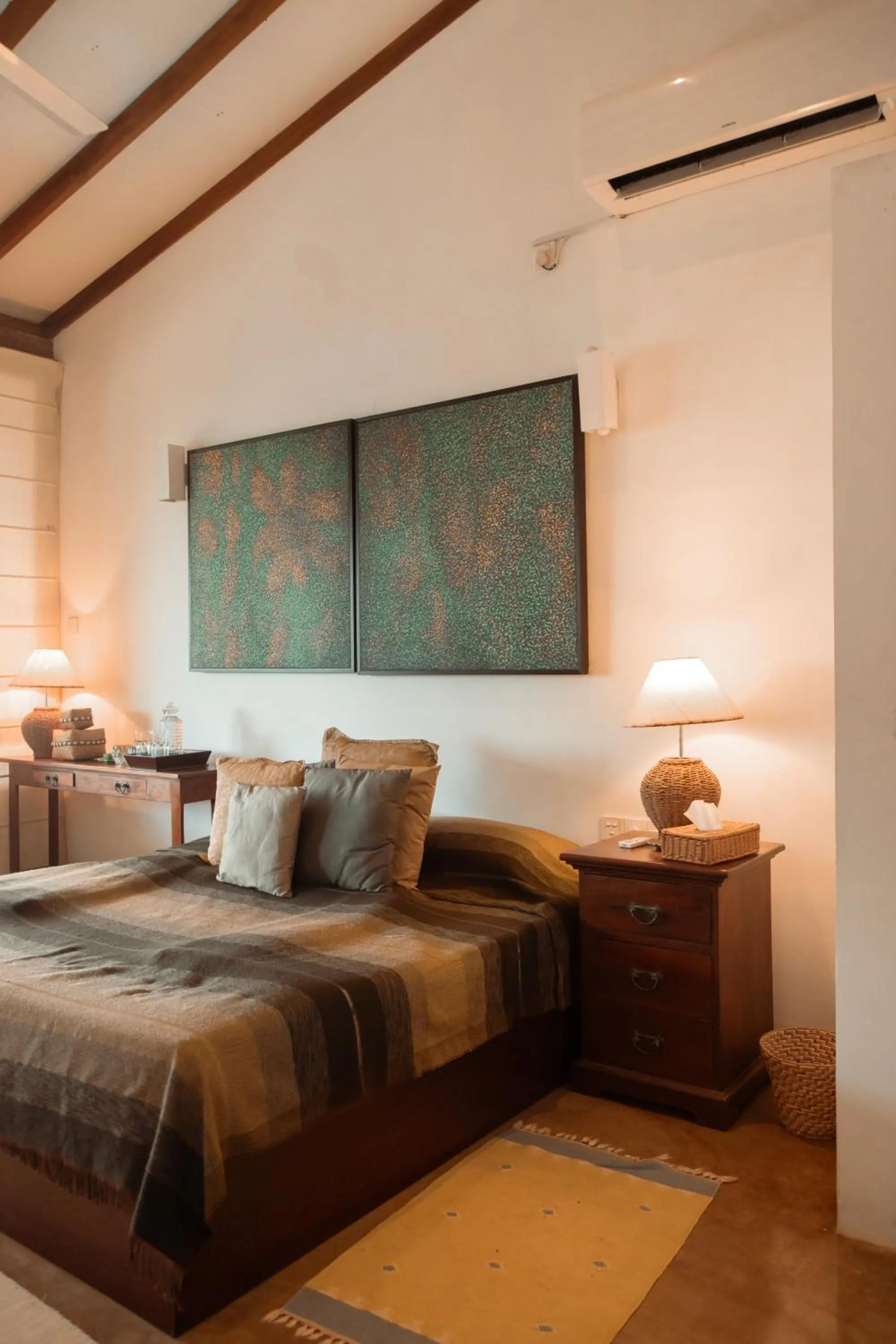 Bedroom, Bed in Saffron & Blue