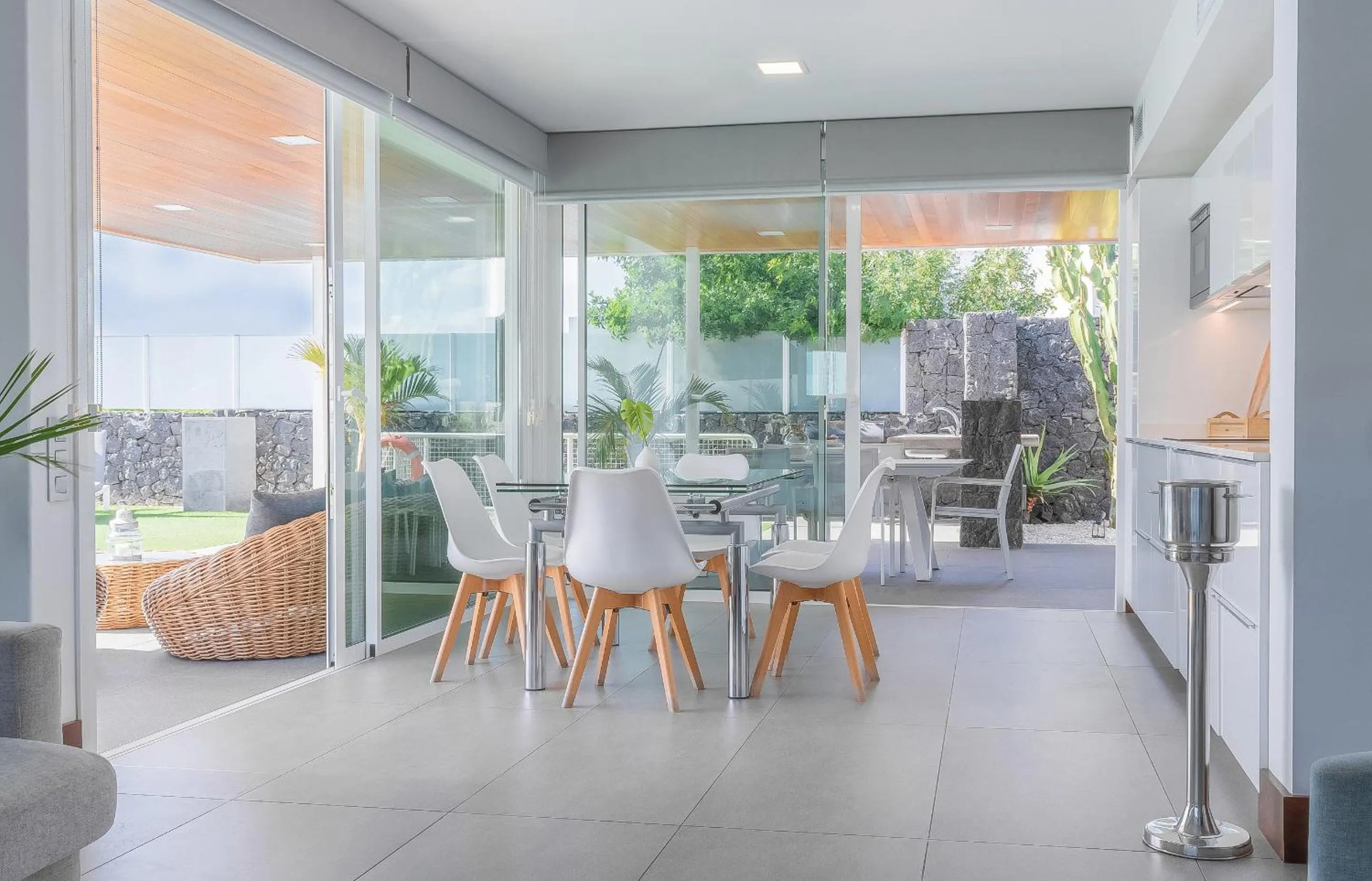 Breakfast in Hyde Park Lane Villas