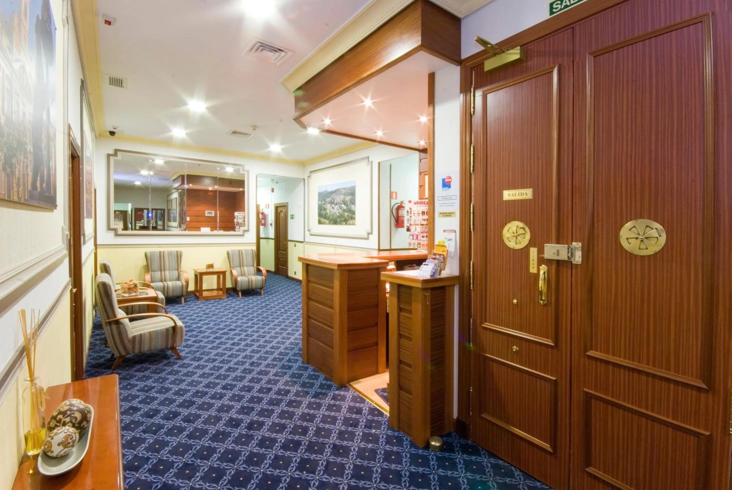 Lobby or reception in Hostal Edreira