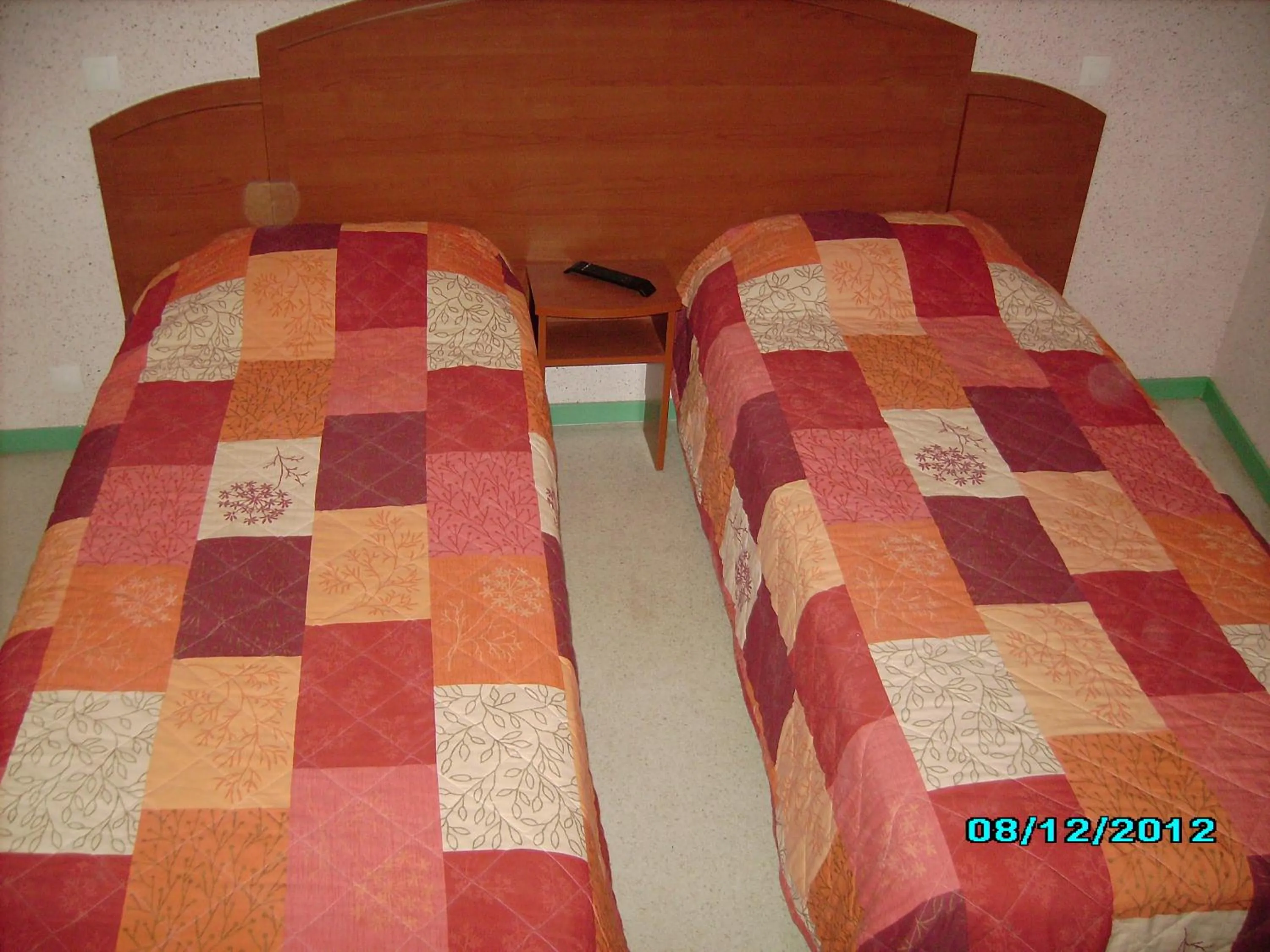 Bedroom in Terroir et Tradition A La Ducasse
