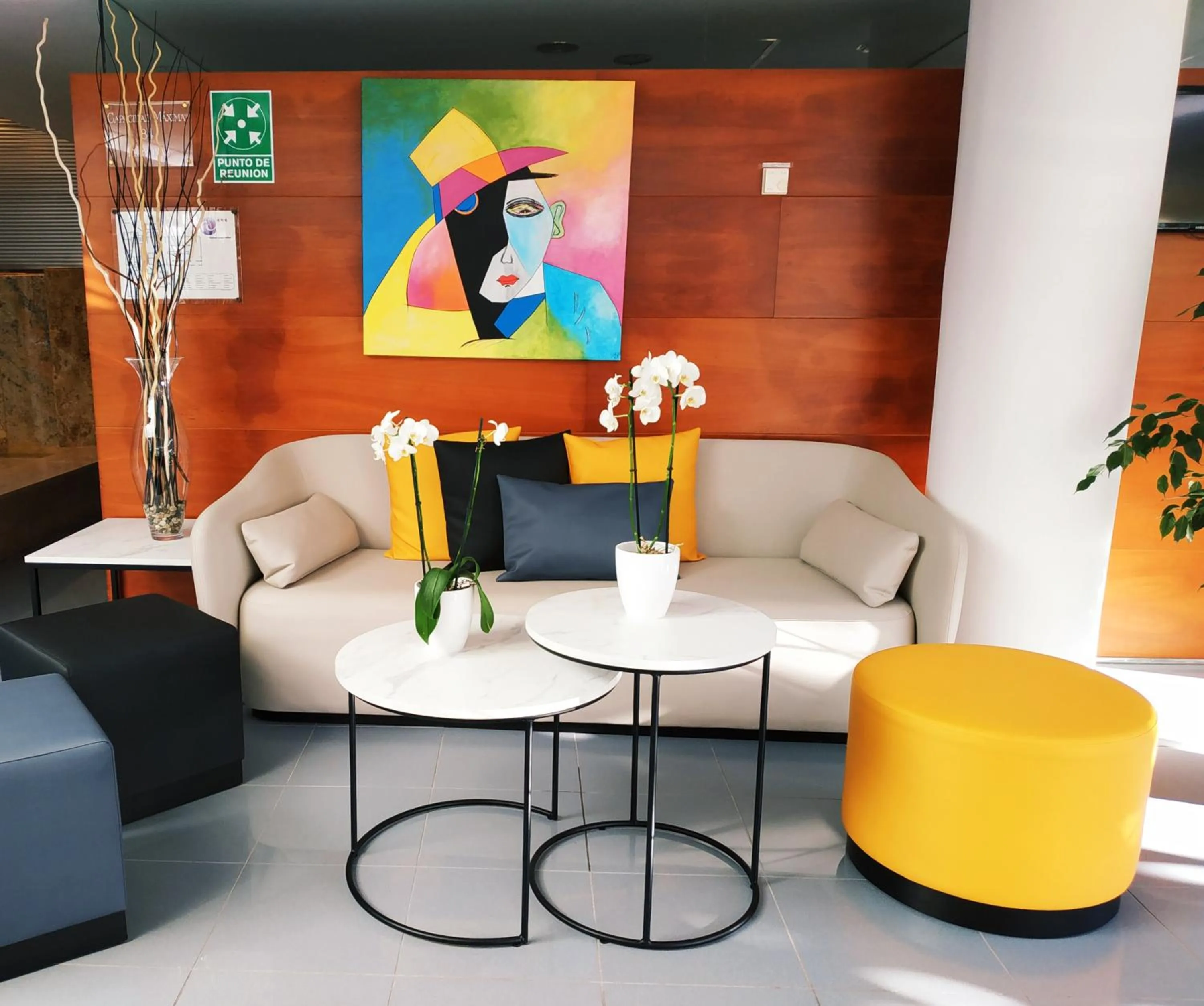 Lobby or reception in Hotel Capricho