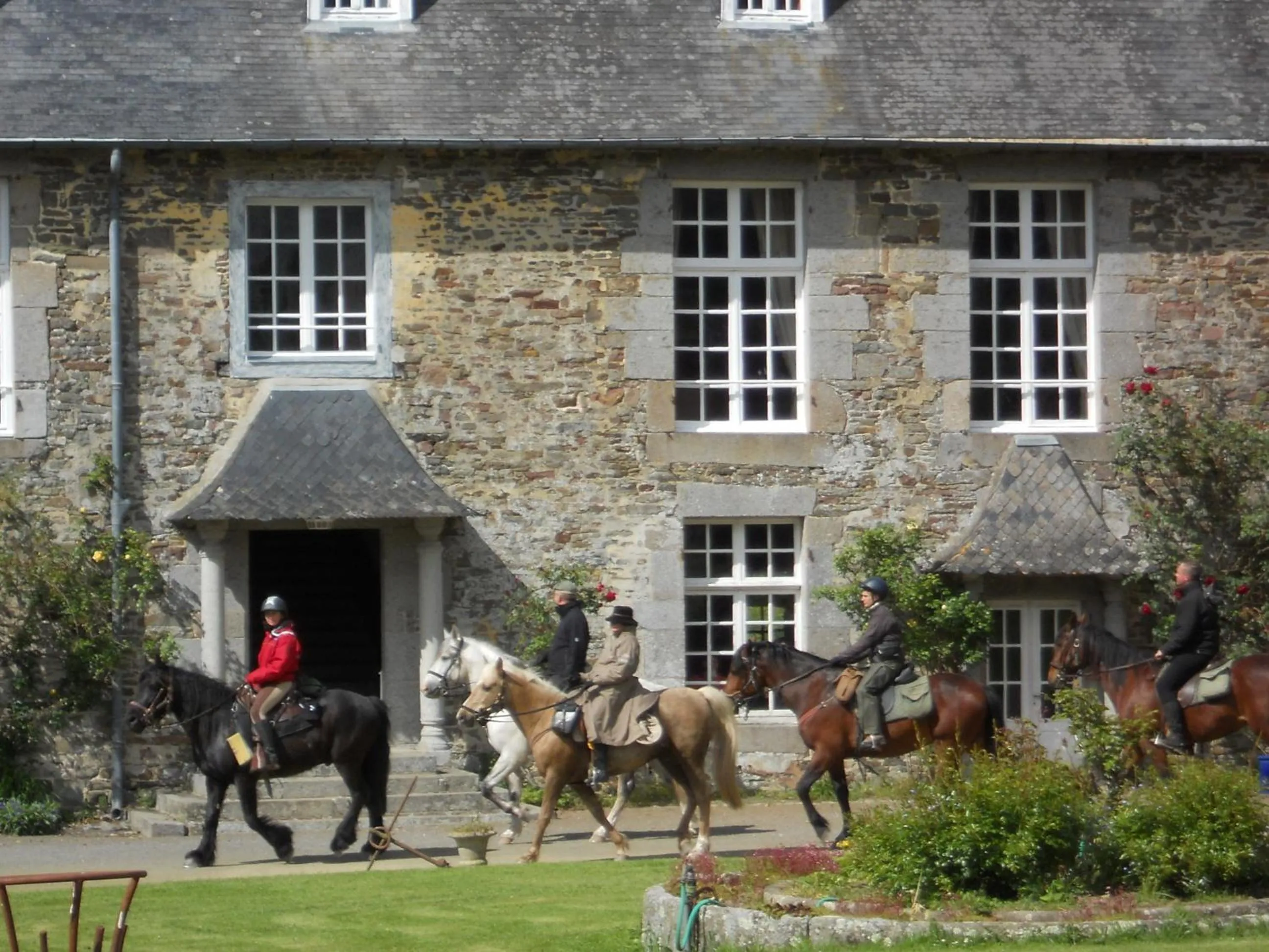 group of guests in Le Logis d'Equilly