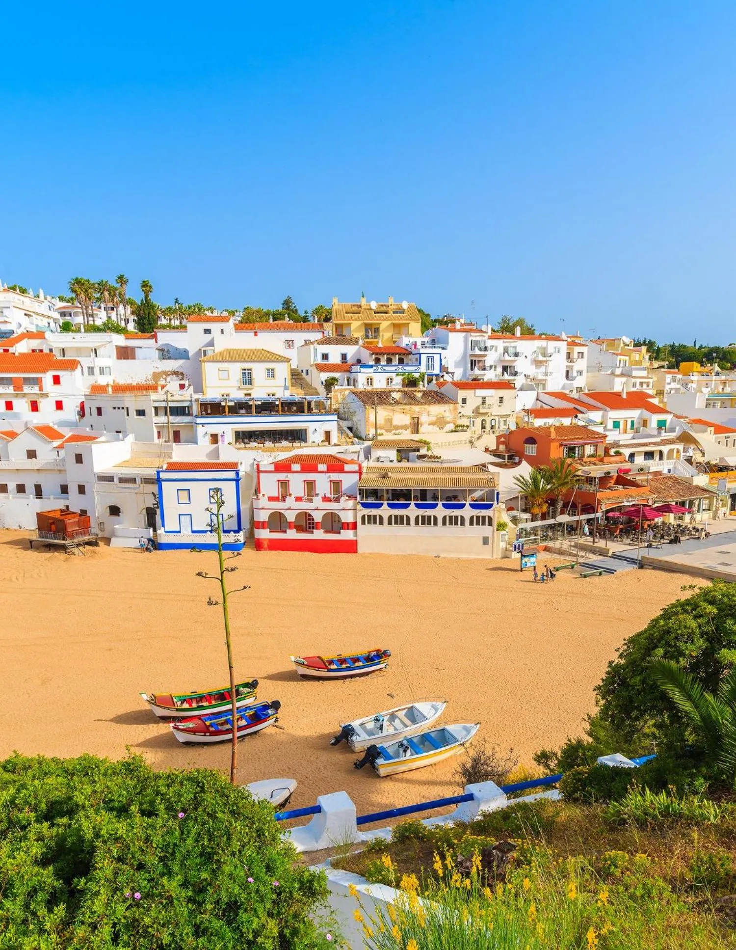 Neighbourhood in Casa Bela Moura, Boutique Hotel & Wine