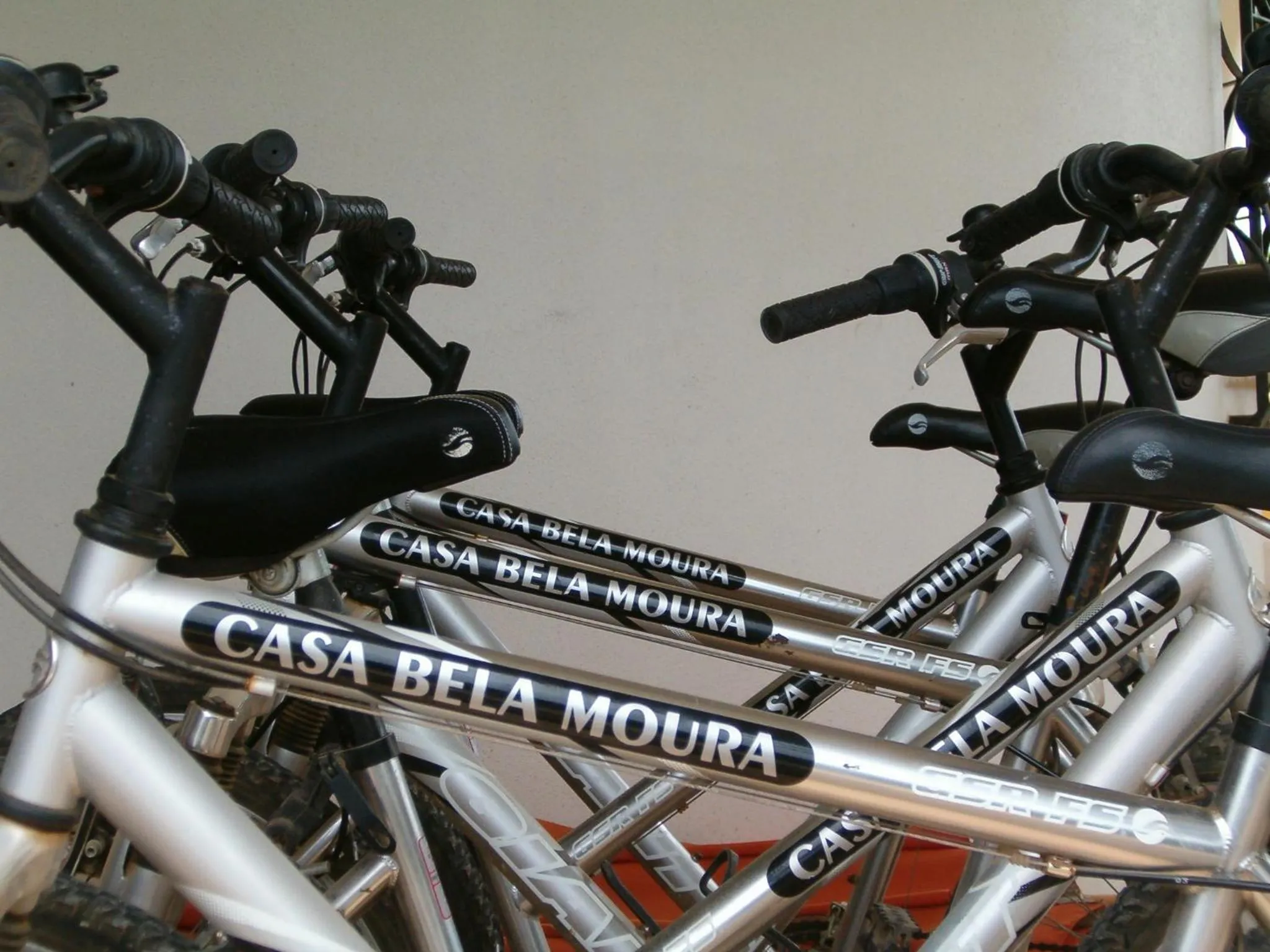 Cycling in Casa Bela Moura, Boutique Hotel & Wine