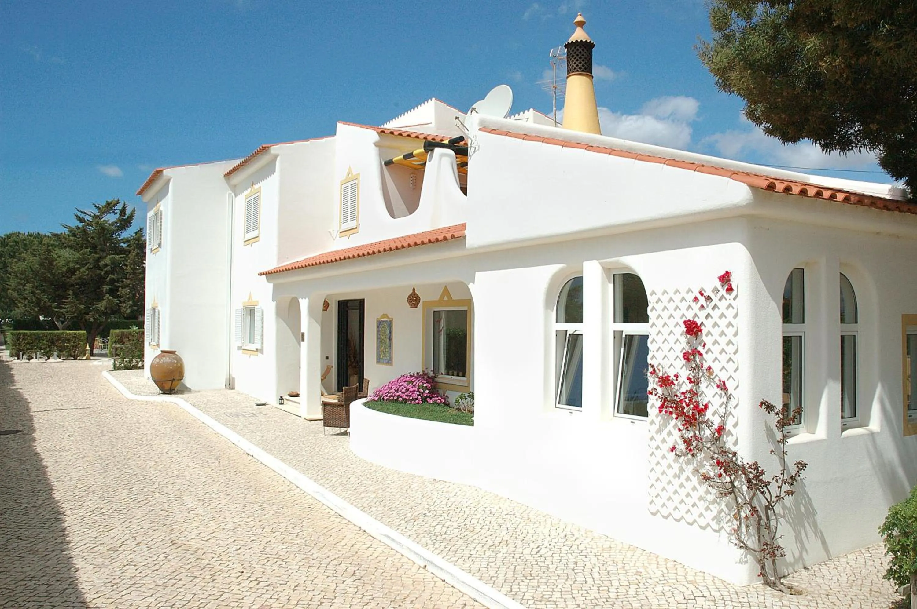 Property building in Casa Bela Moura, Boutique Hotel & Wine