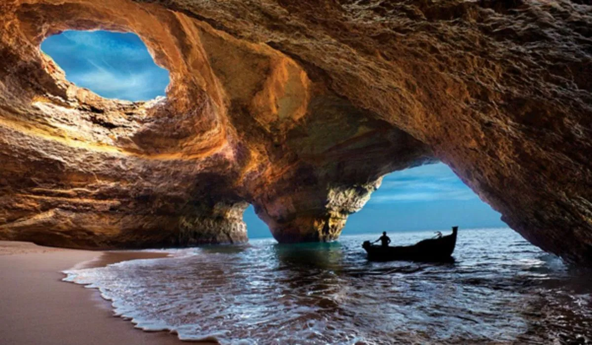 Nearby landmark in Casa Bela Moura, Boutique Hotel & Wine