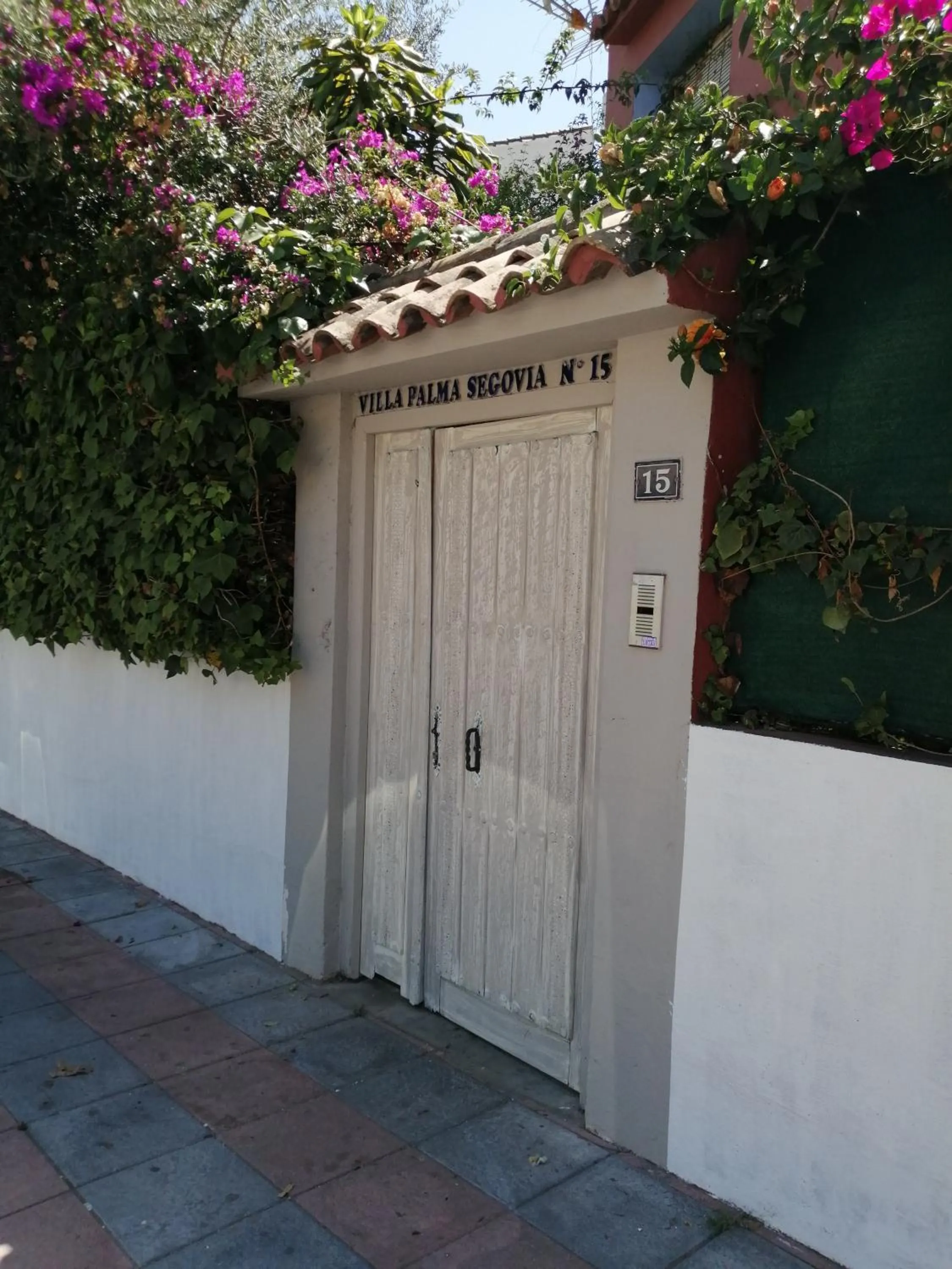 Property building in Villa Palma