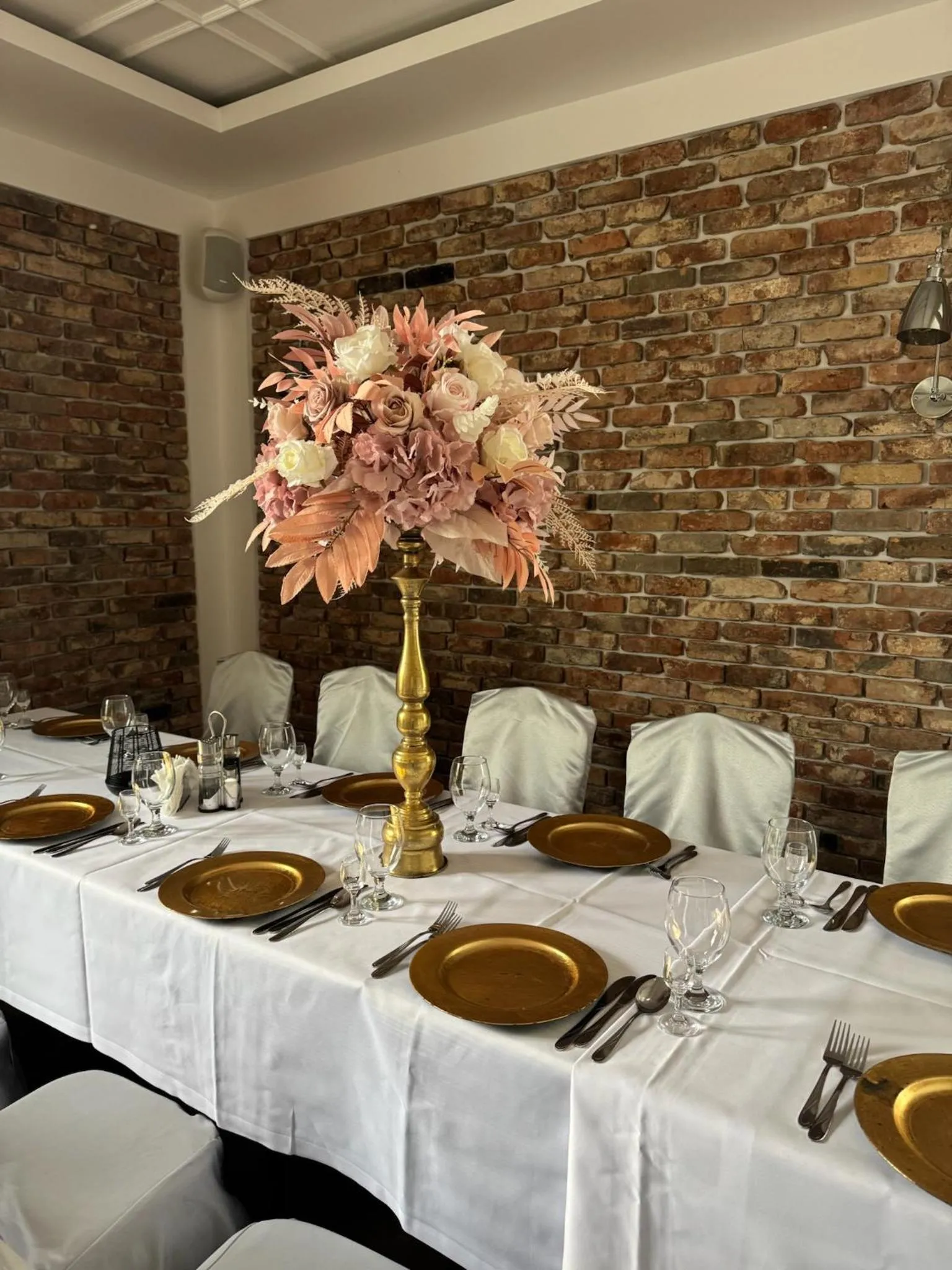 Restaurant/places to eat in Zajazd Pod Gwiazdami