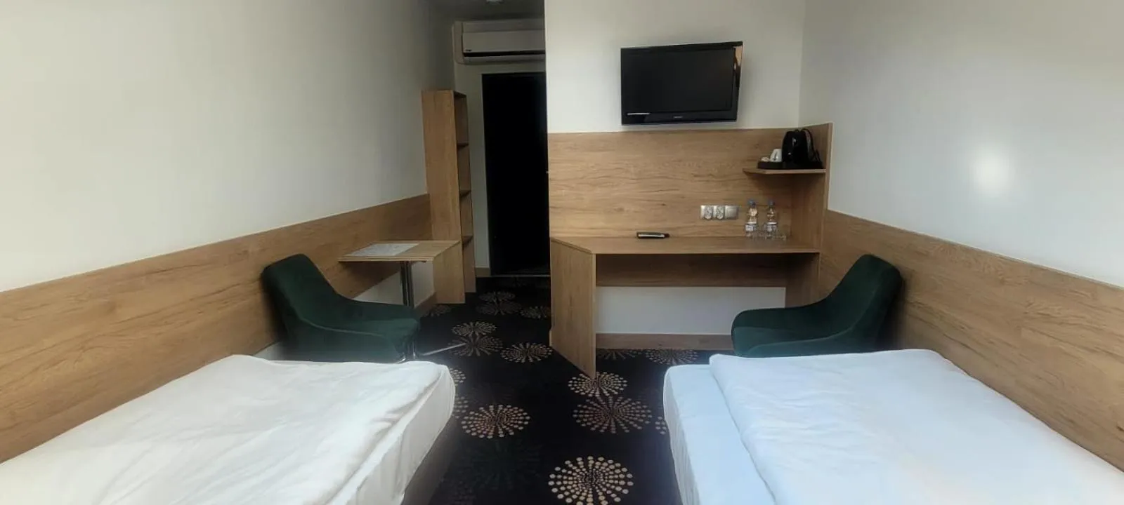 Bed in Zajazd Pod Gwiazdami